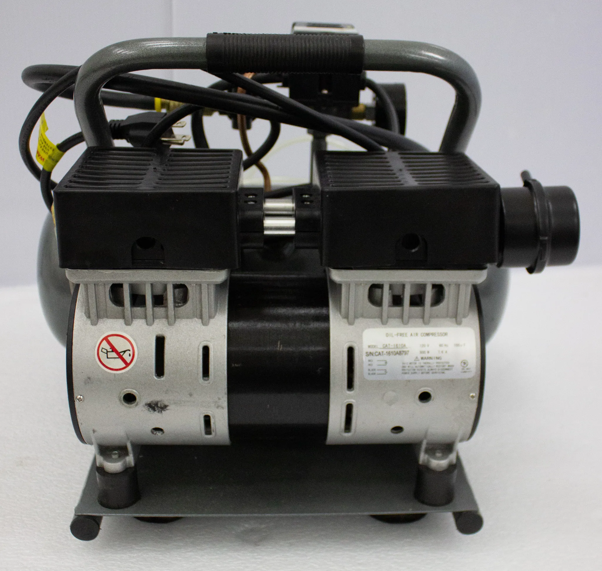 California Air Tools 1610A Oil-Free Air Compressor