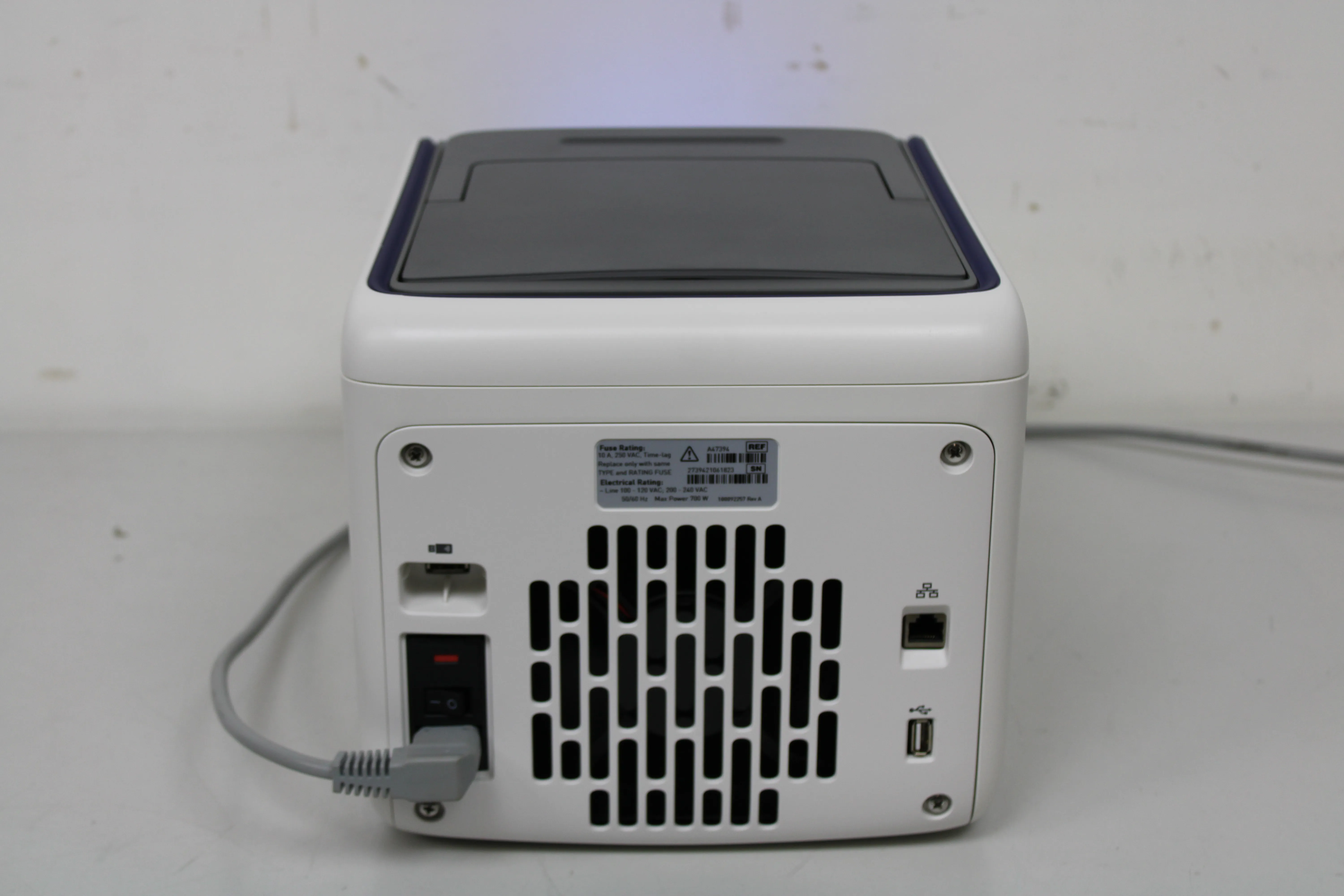 Applied Biosystems VeritiPro 96-well Thermal Cycler PCR Molecular Biology Lab Equipment