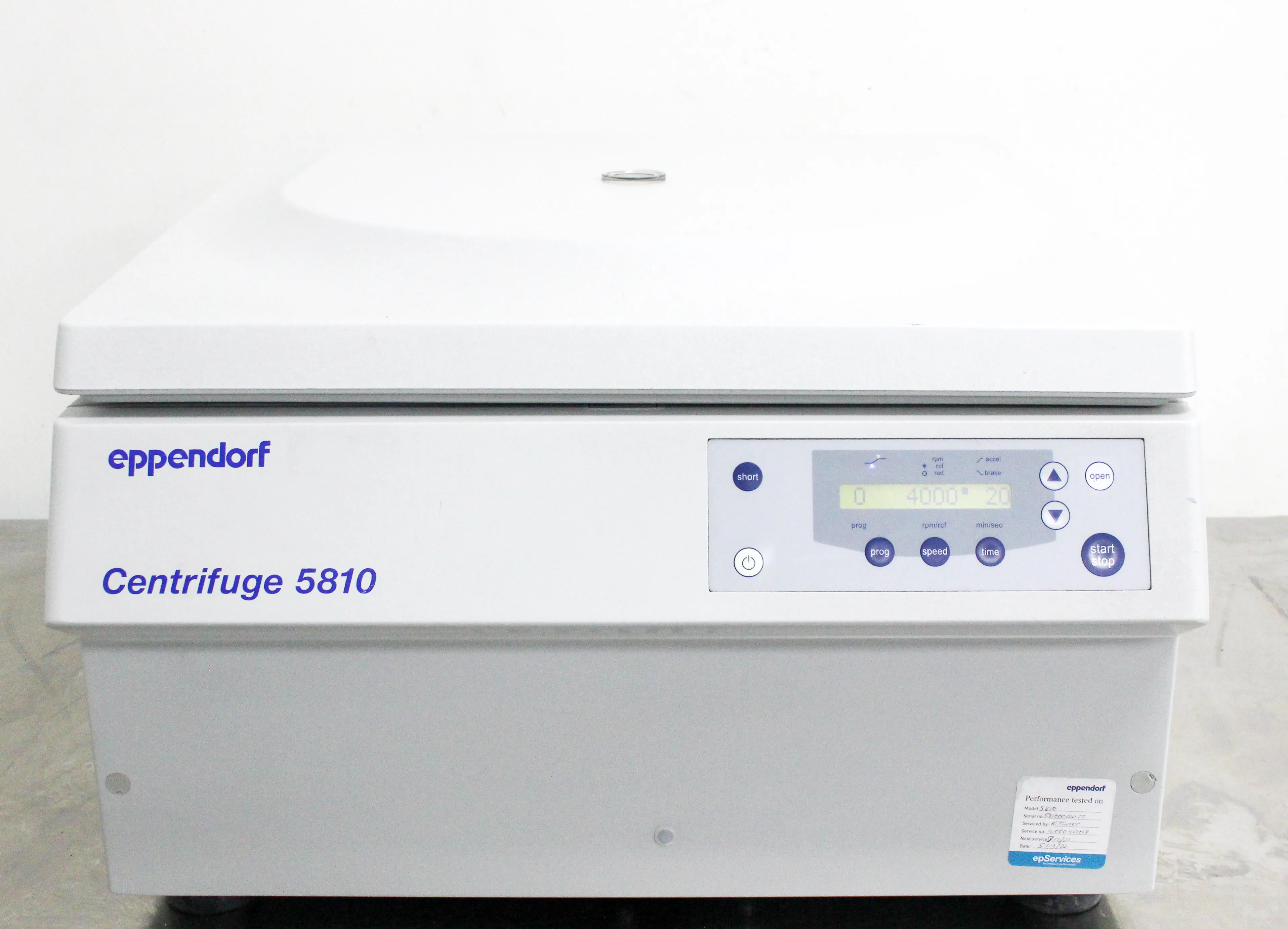 Eppendorf Benchtop Centrifuge Model 5810 with A-4-81 Swing Bucket Rotor