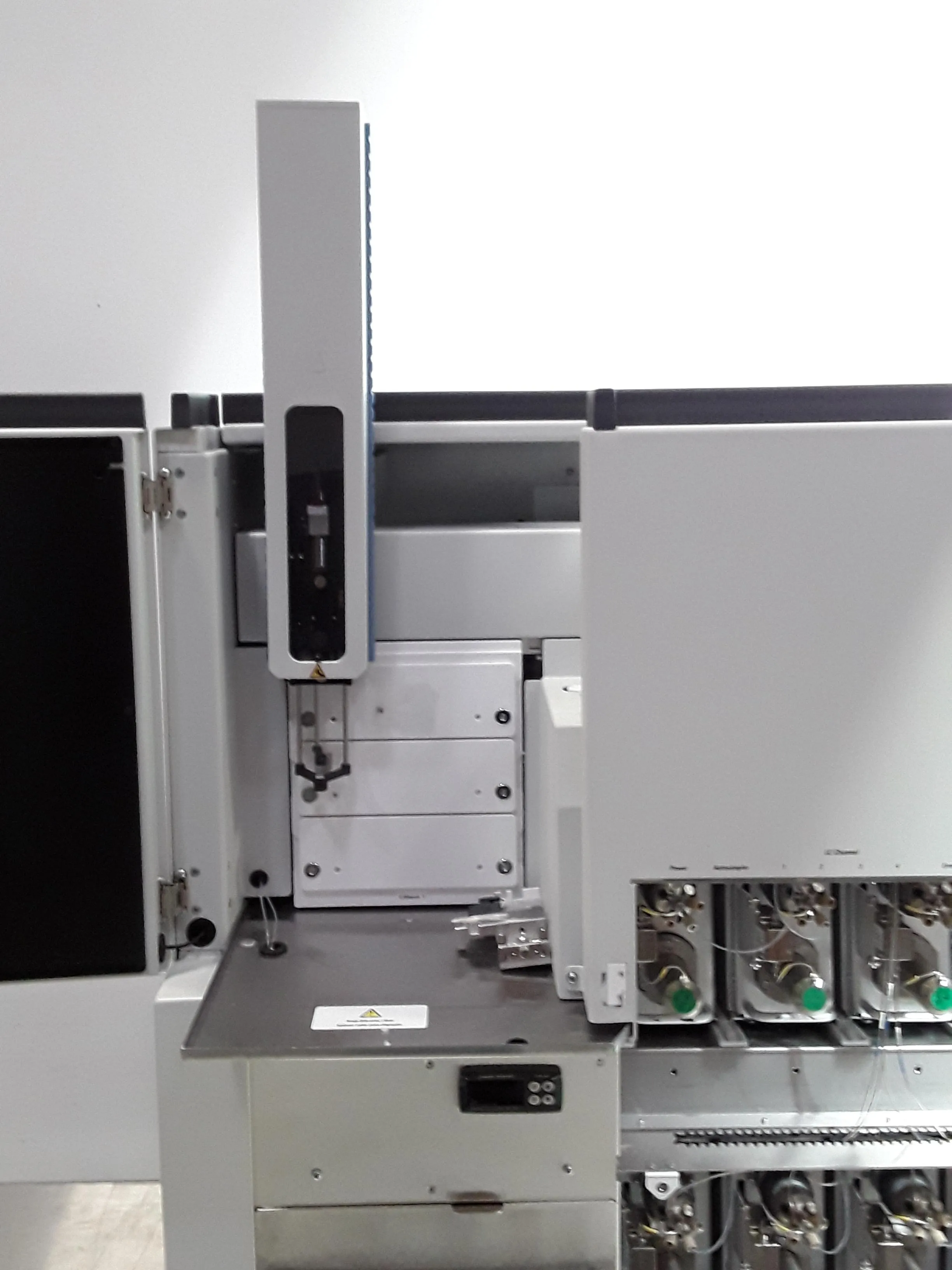 Thermo Scientific Prelude LX-4 MD HPLC System