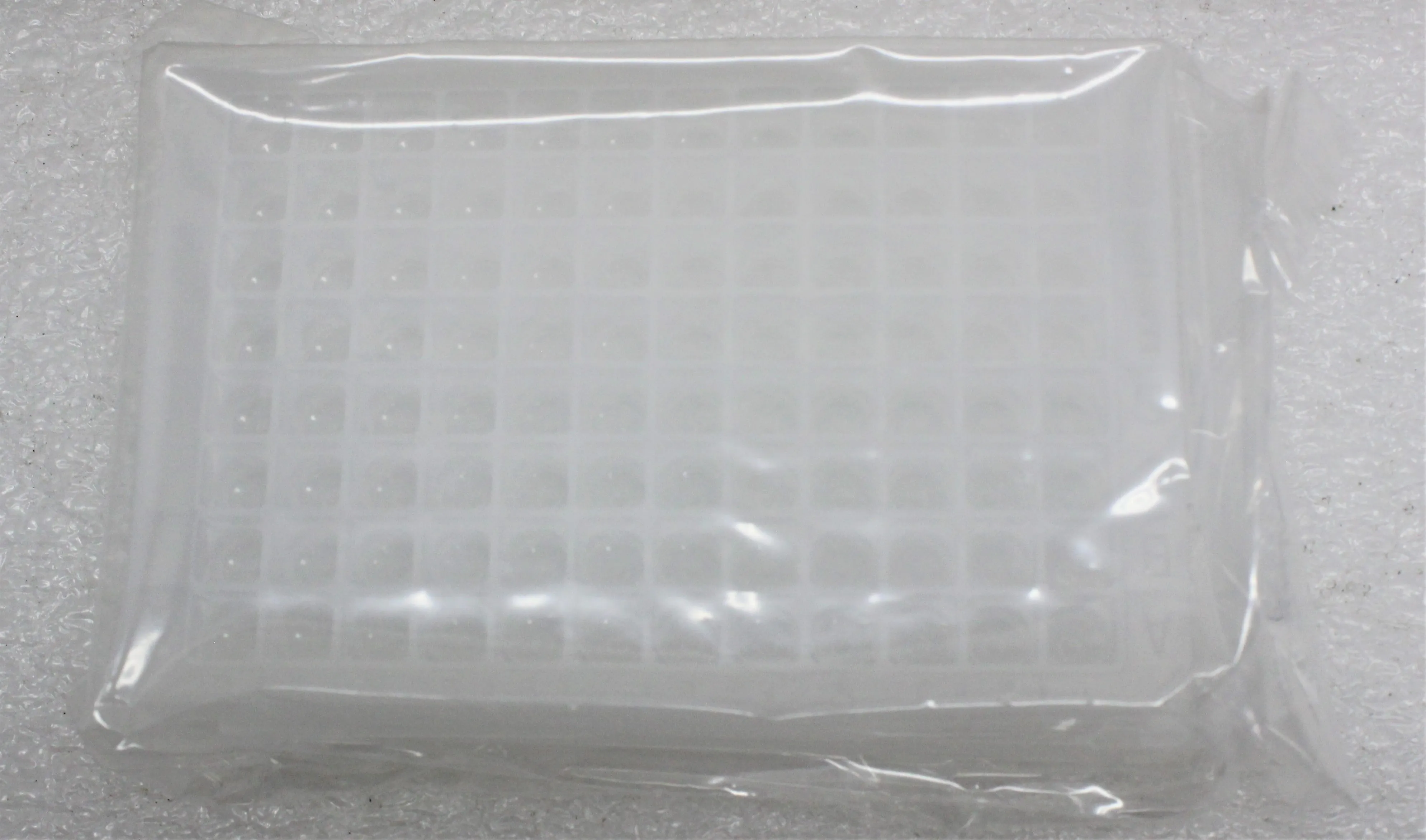 Thermo Scientific KingFisher 96 Microplate (200L) Case of 48 Used Accessory Molecular Biology Equipment