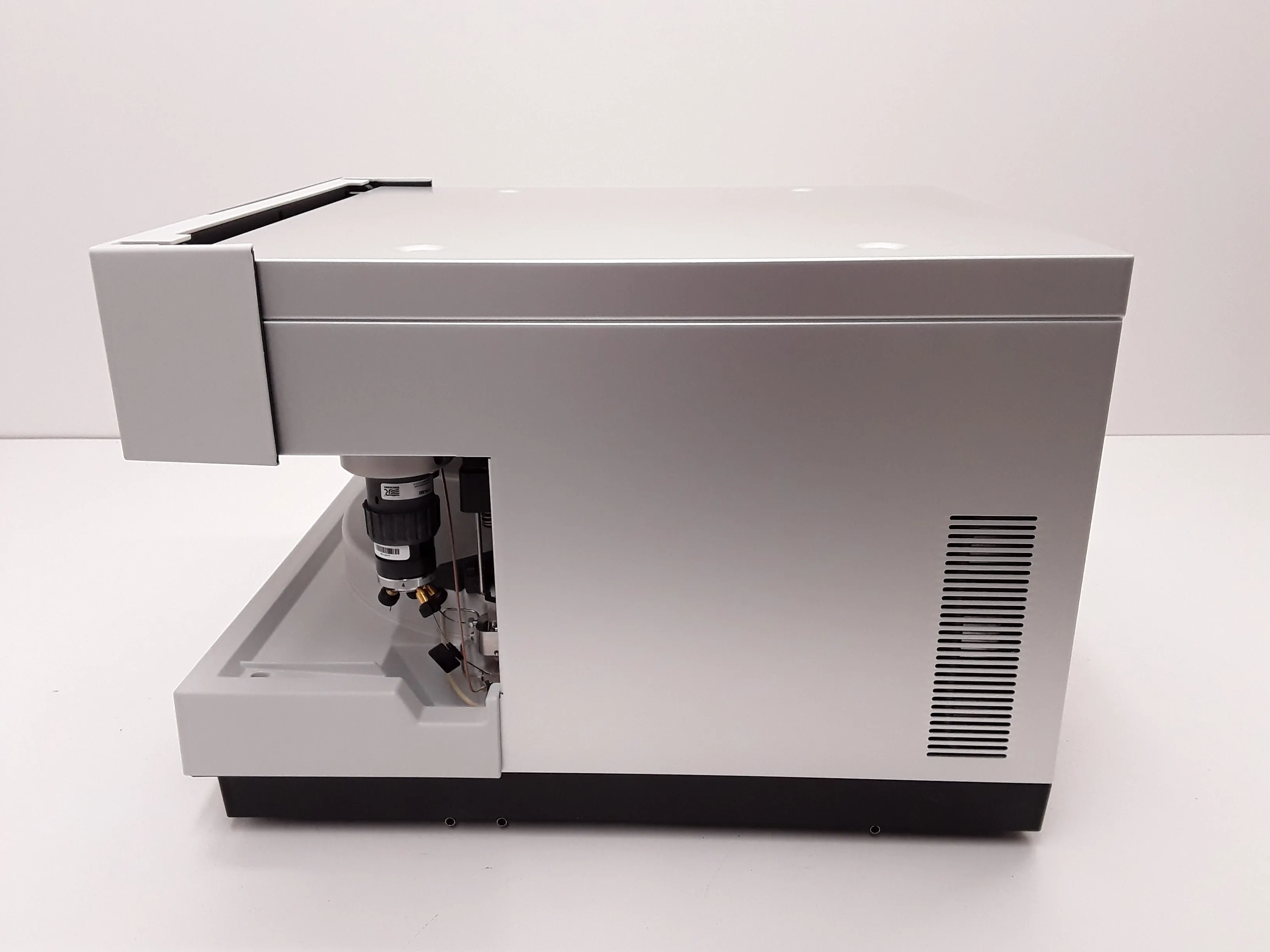 Thermo Scientific Dionex UltimateWPS-3000TSL Analytical Split-Loop Thermostatted Well Plate Autosampler