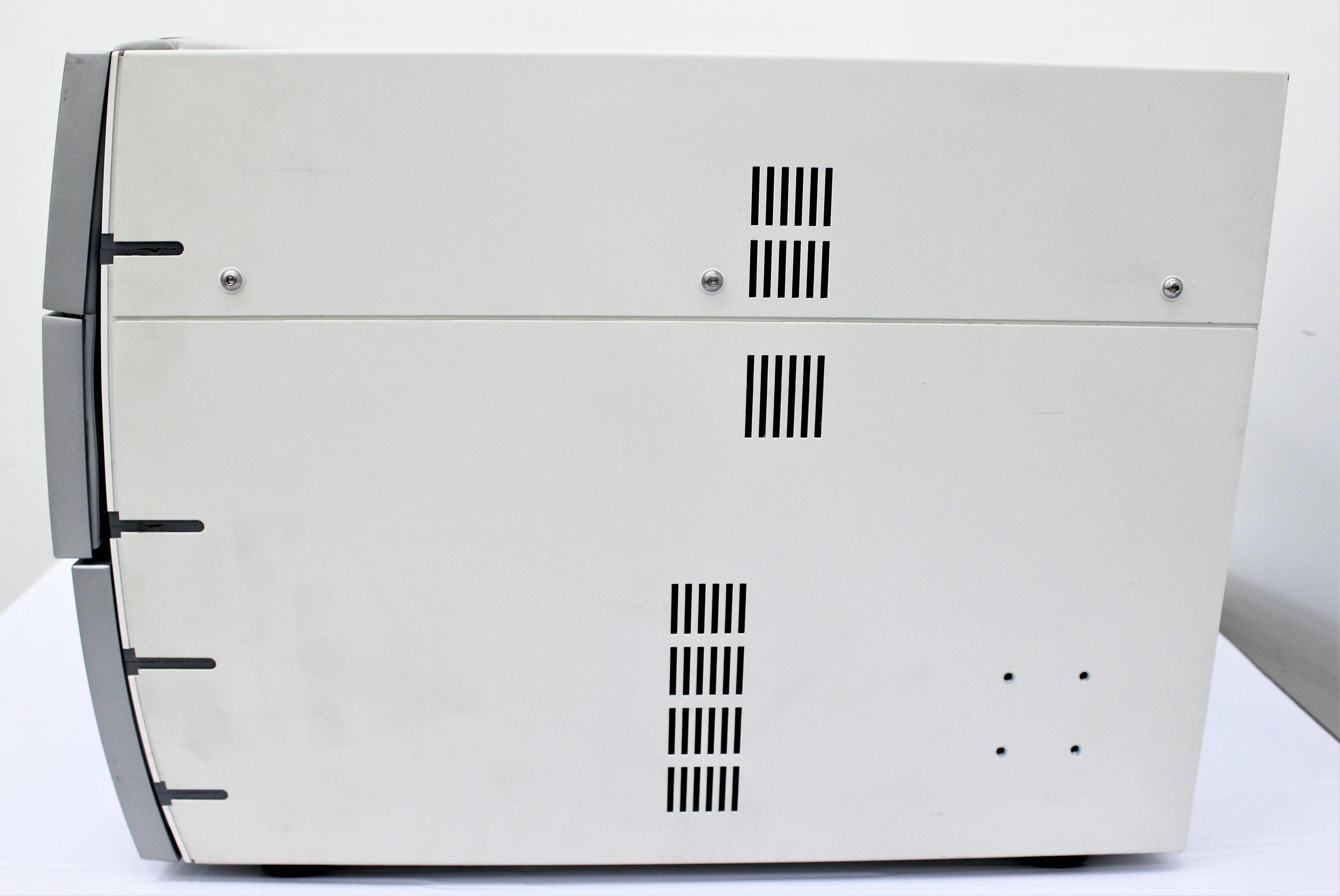 DIONEX ICS-3000 DC-2 Detector Chromatography Module