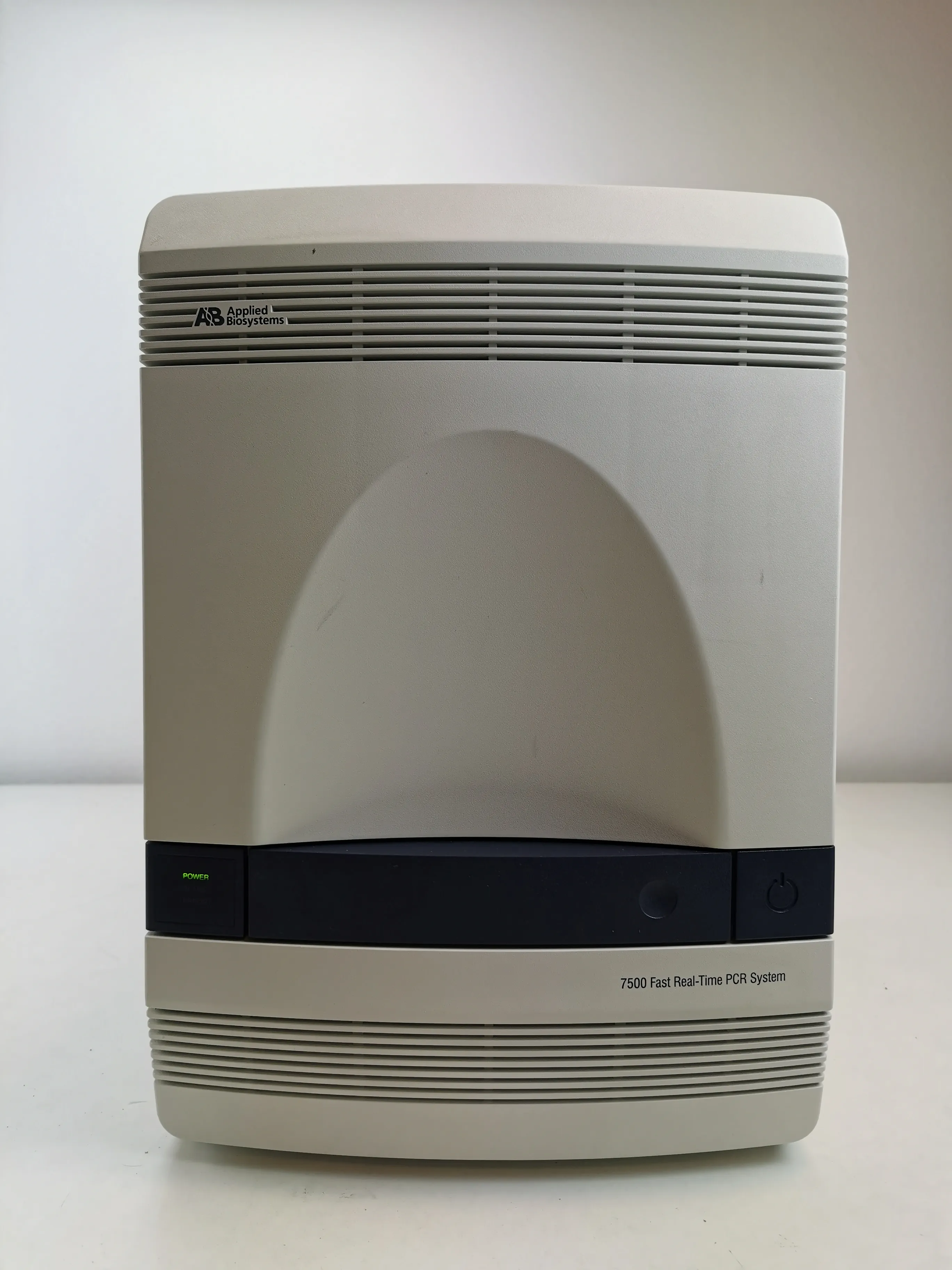 Applied Biosystems 7500 Fast Real-Time PCR System