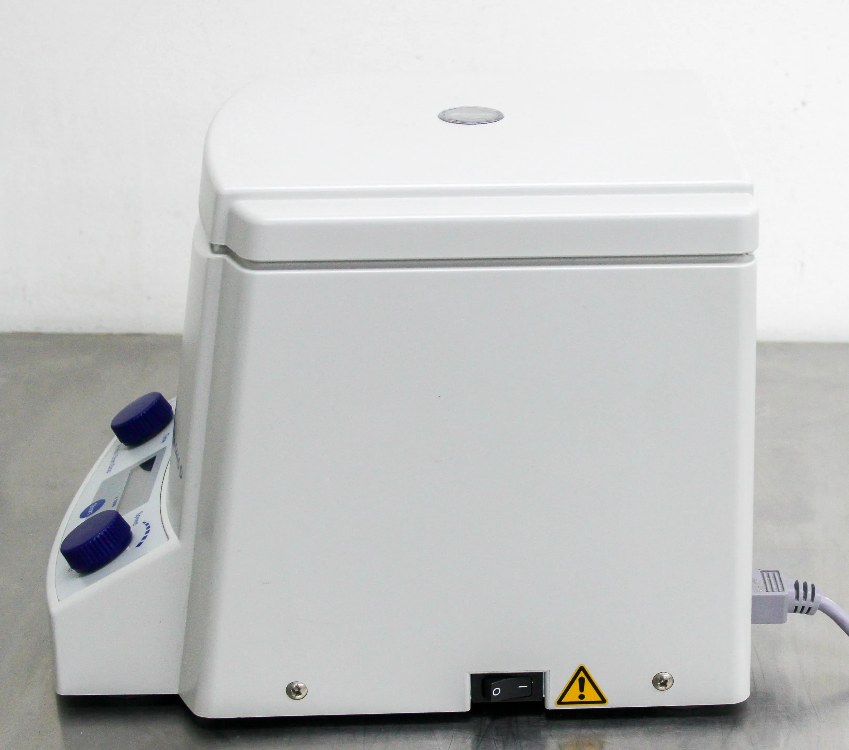 Used Eppendorf 5415 D Digital Micro Centrifuge