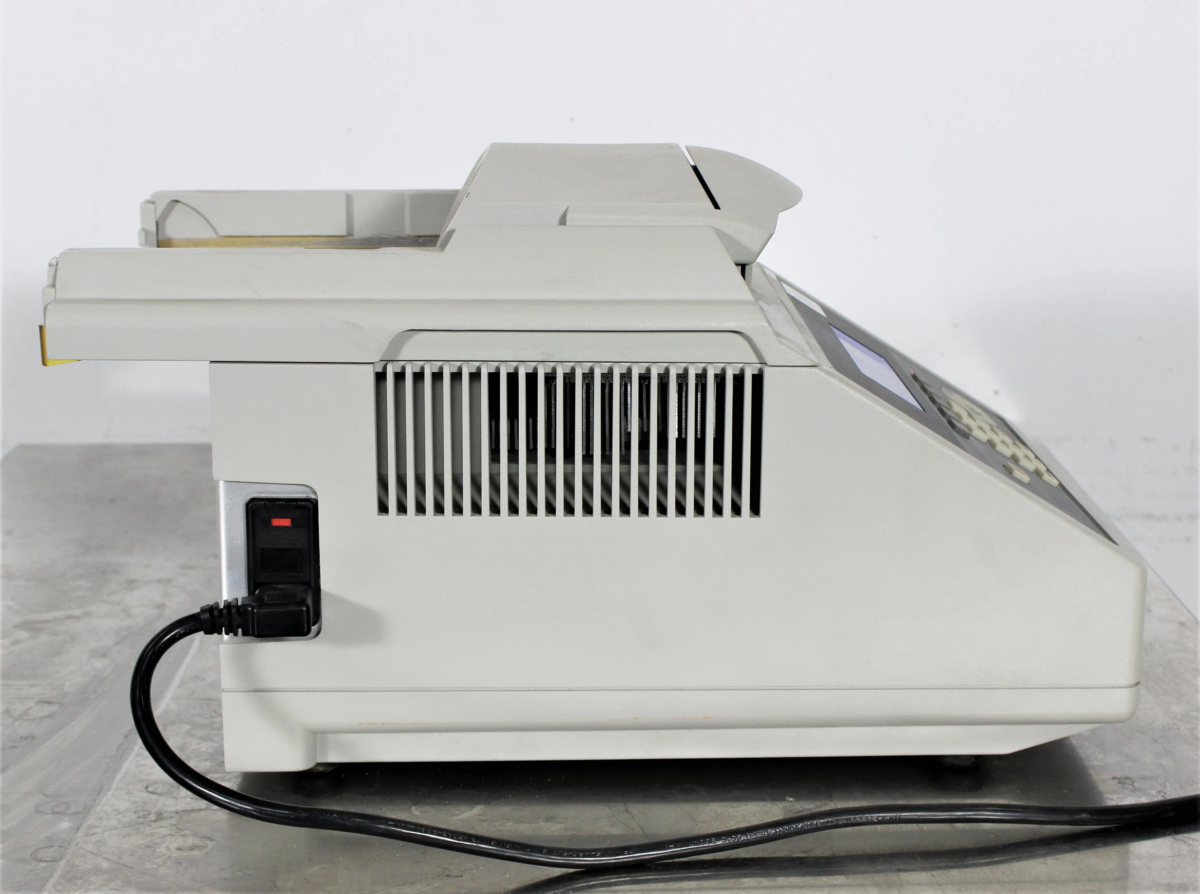 Applied Biosystems 9700 PCR Thermal Cycler N8050200