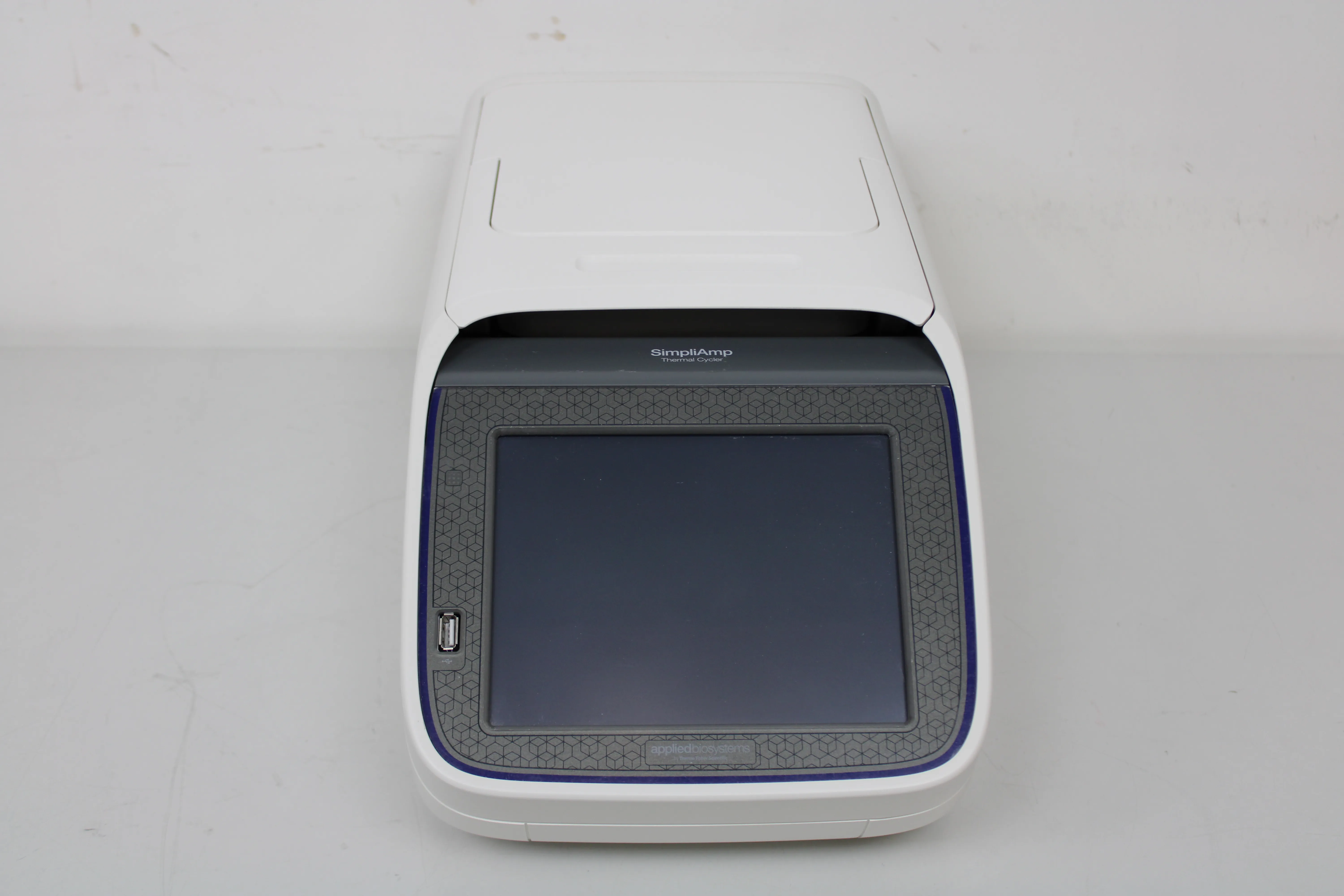 Thermo Scientific Applied Biosystems SimpliAmp Thermal Cycler A24812