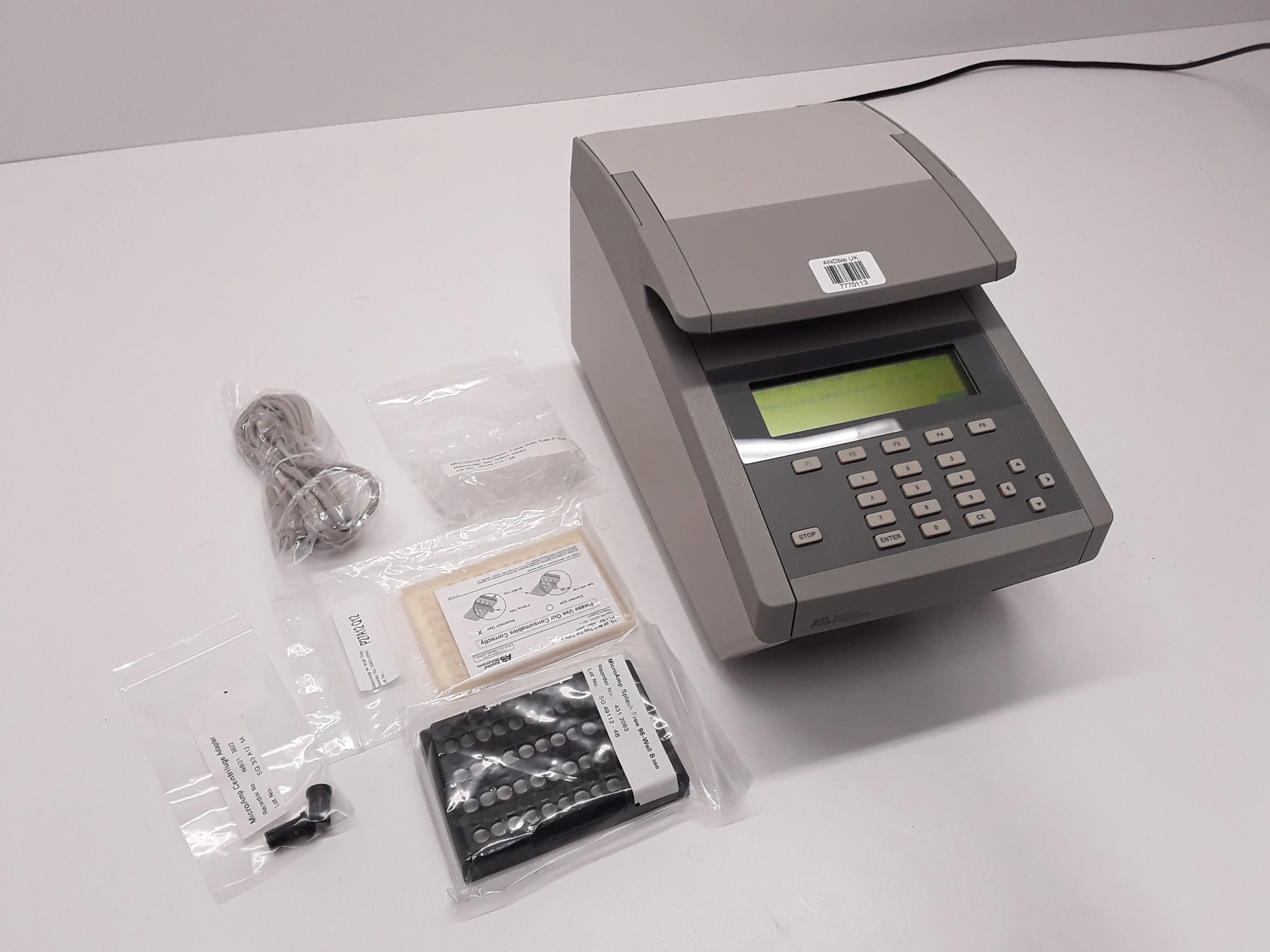 Applied Biosystems 2720 Thermal Cycler 96-Well PCR Thermal Cycler 96 -Well