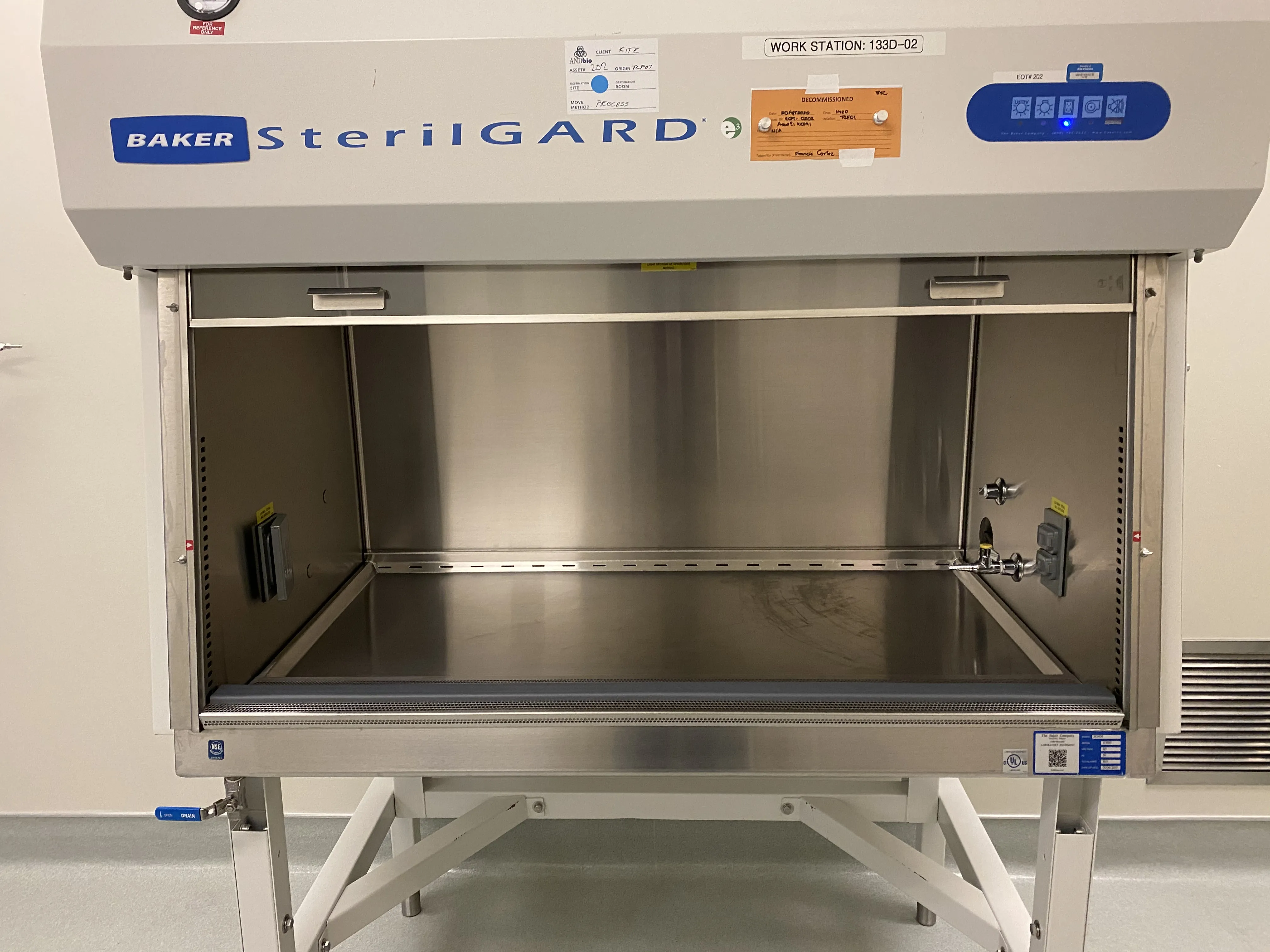 Baker SG404 SterilGARD e3 Biological Safety Cabinet Class 1 113889