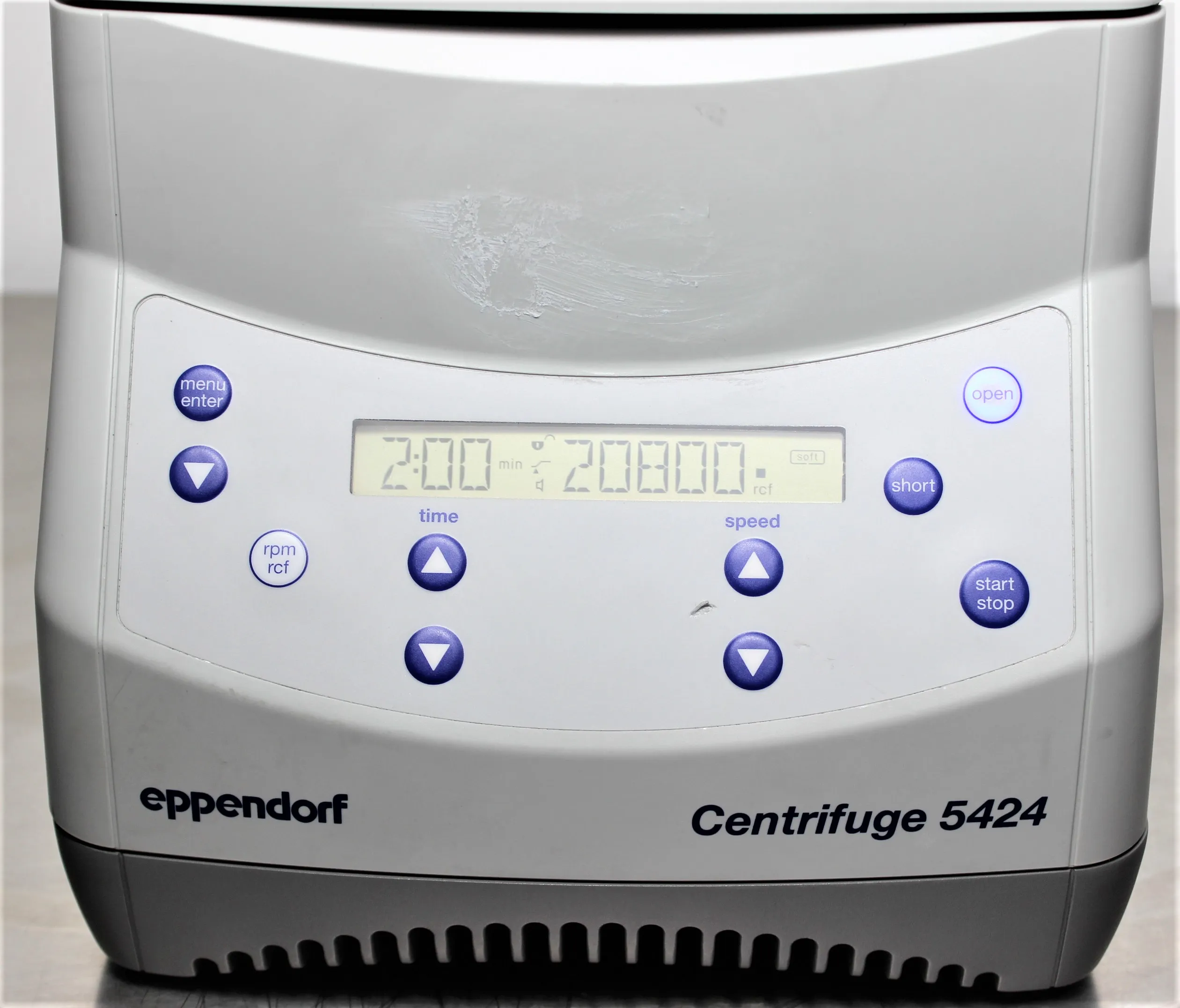 Eppendorf Centrifuge 5424