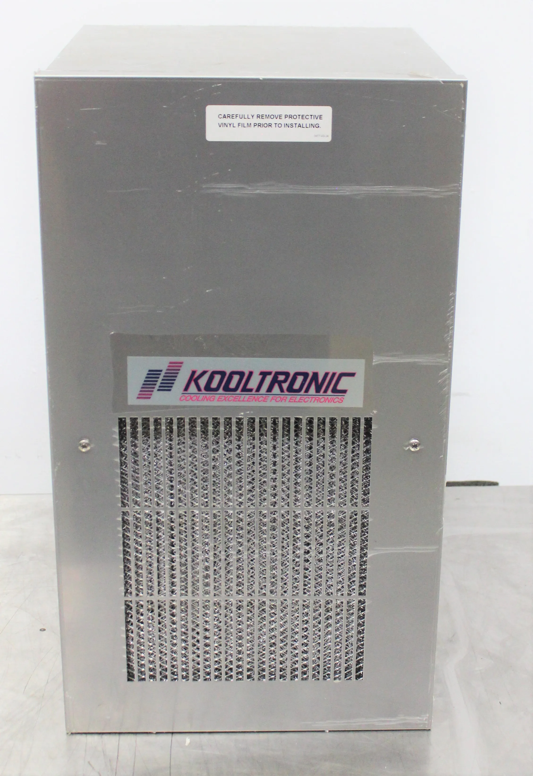 Used Kooltronic Enclosure Air Conditioner - KNA4C3P21LDF-1