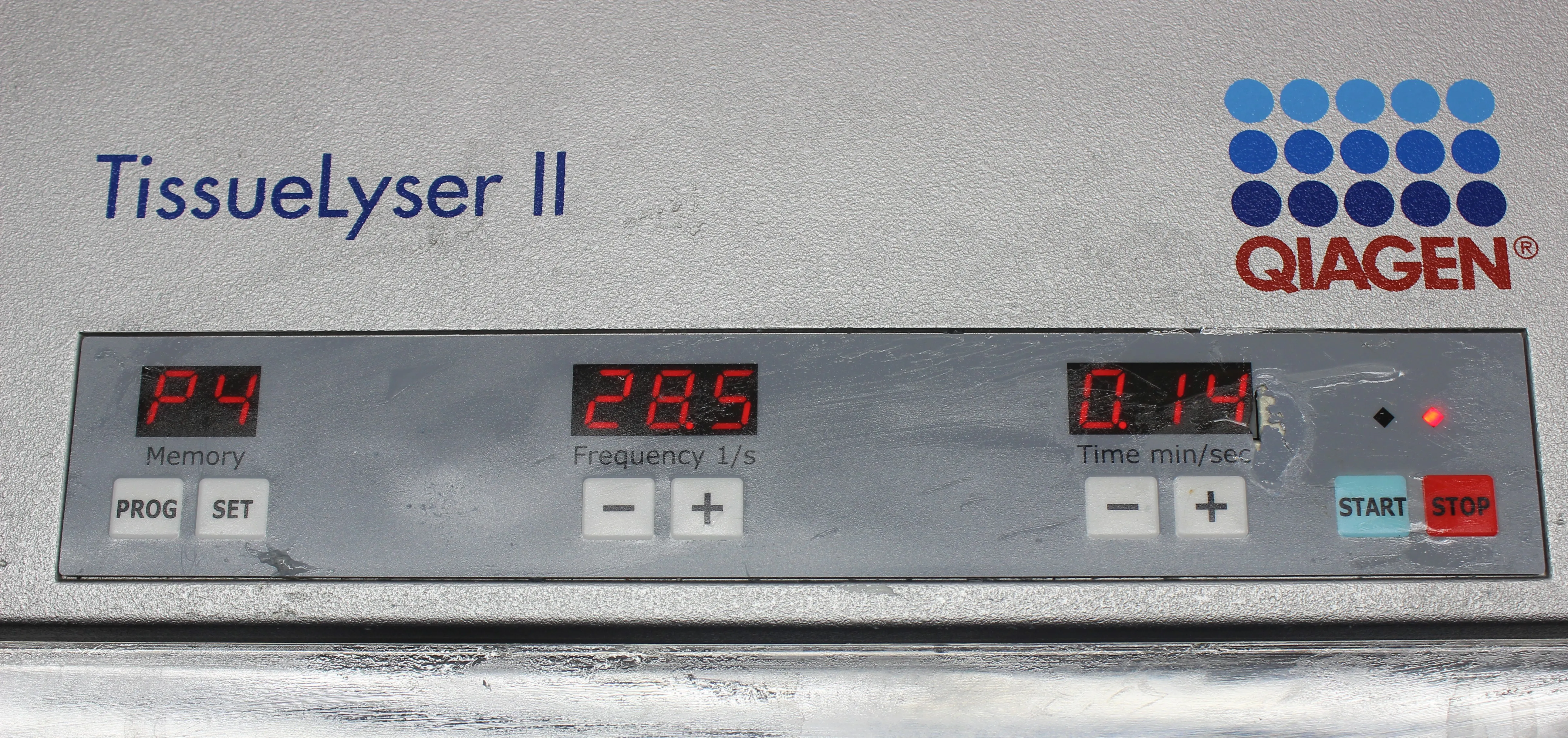 Qiagen TissueLyser 2 Homogenizer