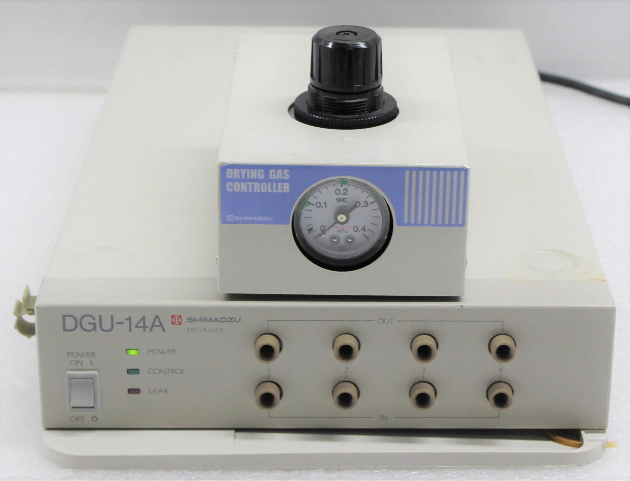 Shimadzu DGU-14A Solvent Degasser HPLC/FPLC/GC/CE