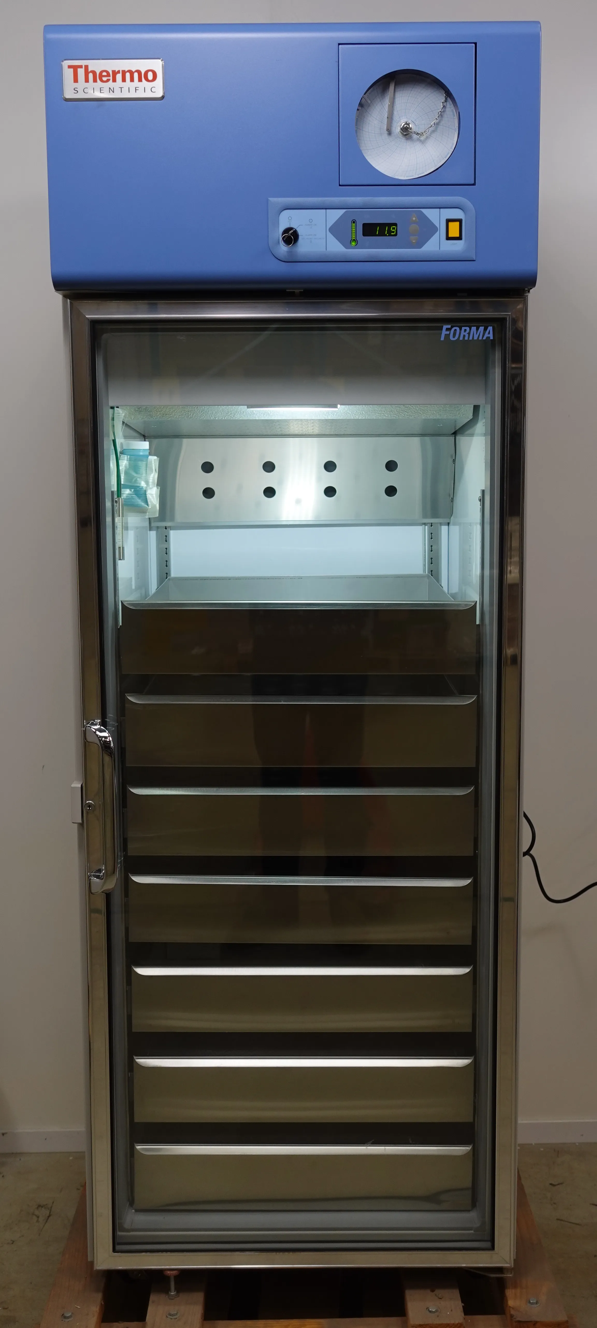 Thermo Fisher High-Performance Blood Bank Glass Door Refrigerator FRBB2304V22