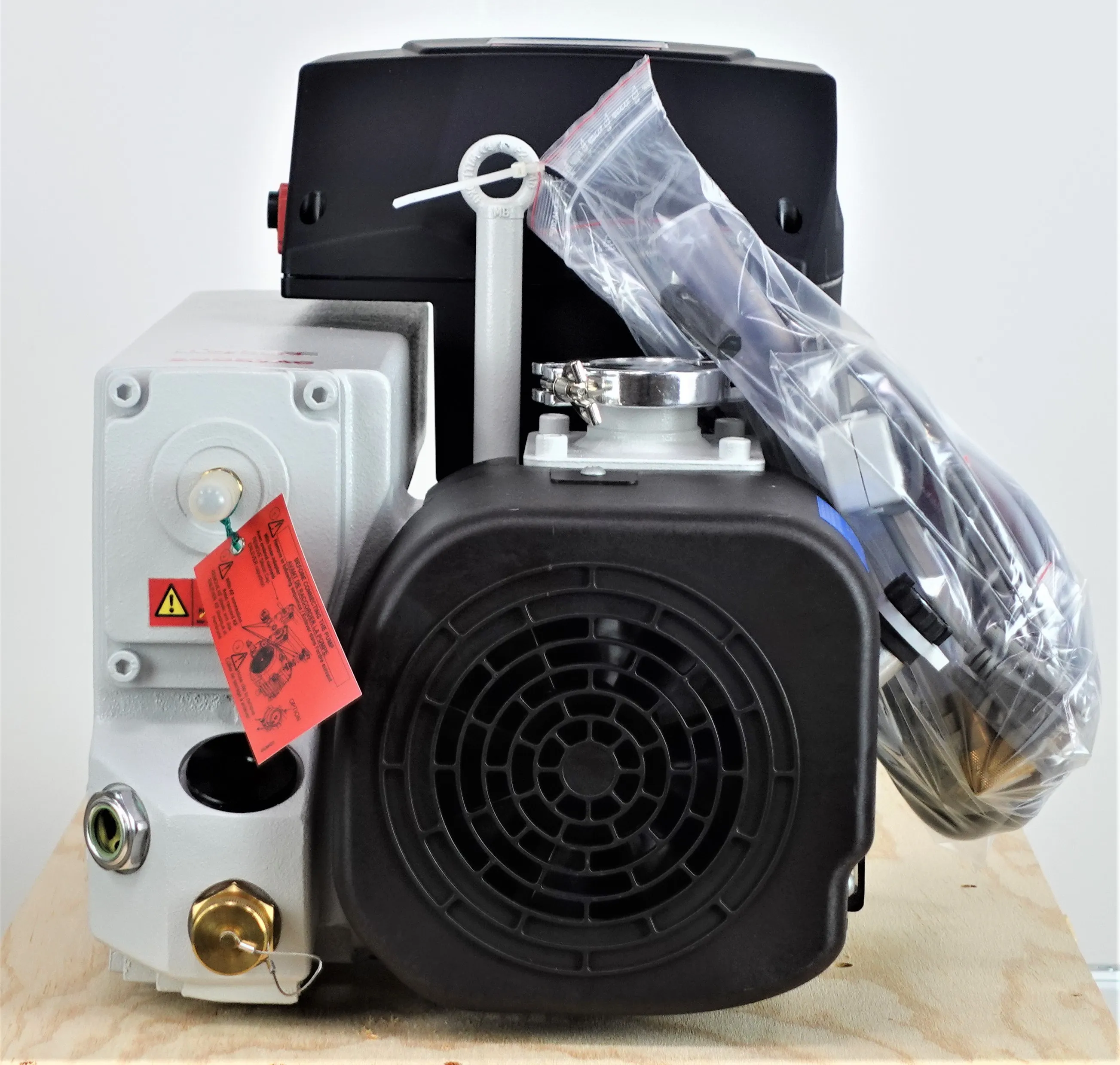 Leybold Sogevac SV 65 BI FC Vacuum Pump