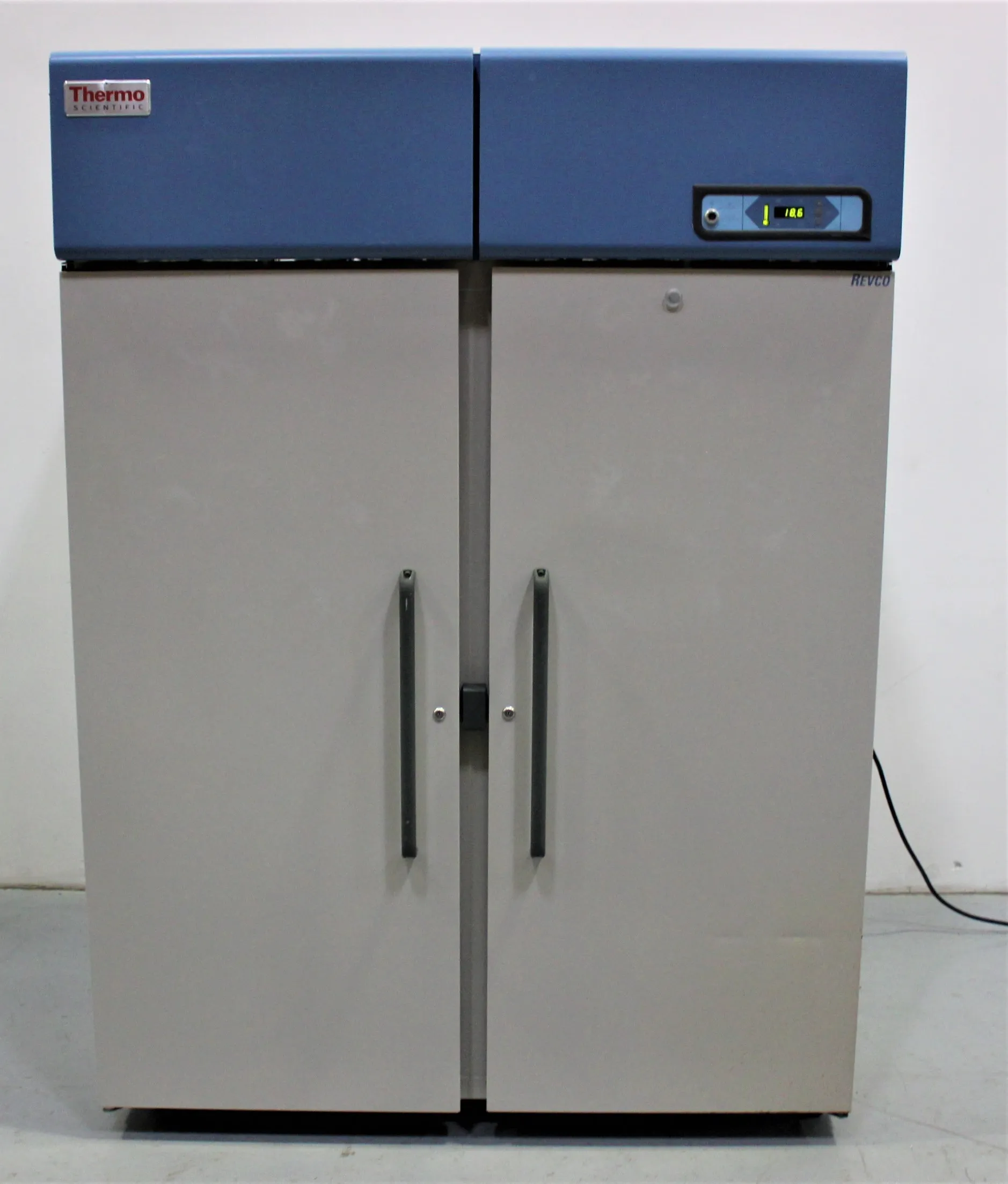 Thermo Scientific Revco REL5004A Upright Lab Refrigerator with Solid Door, 120V - Used