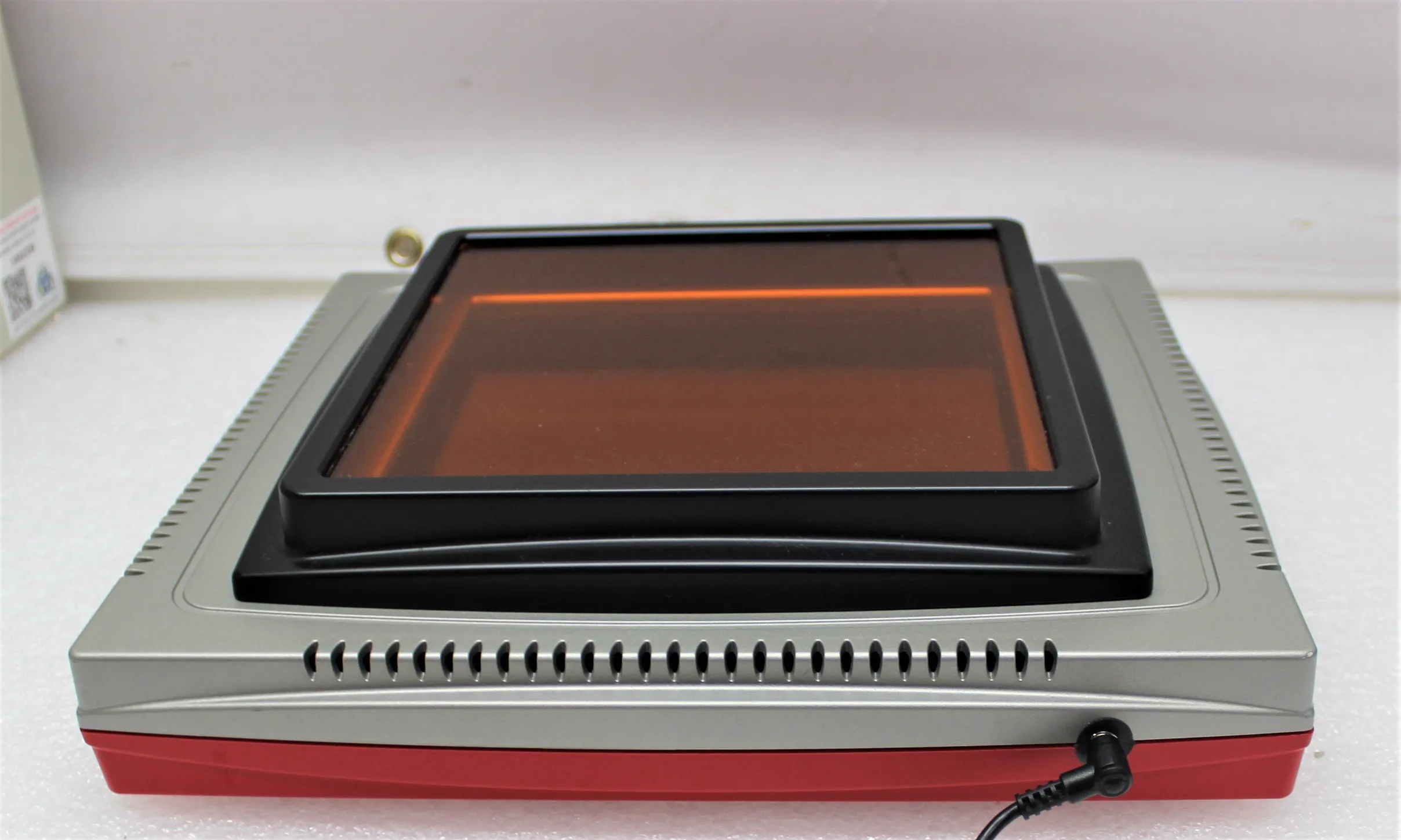 Invitrogen Safe Imager 2.0 Blue-Light Transilluminator G6600 120V/220V Used 30-Day Warranty