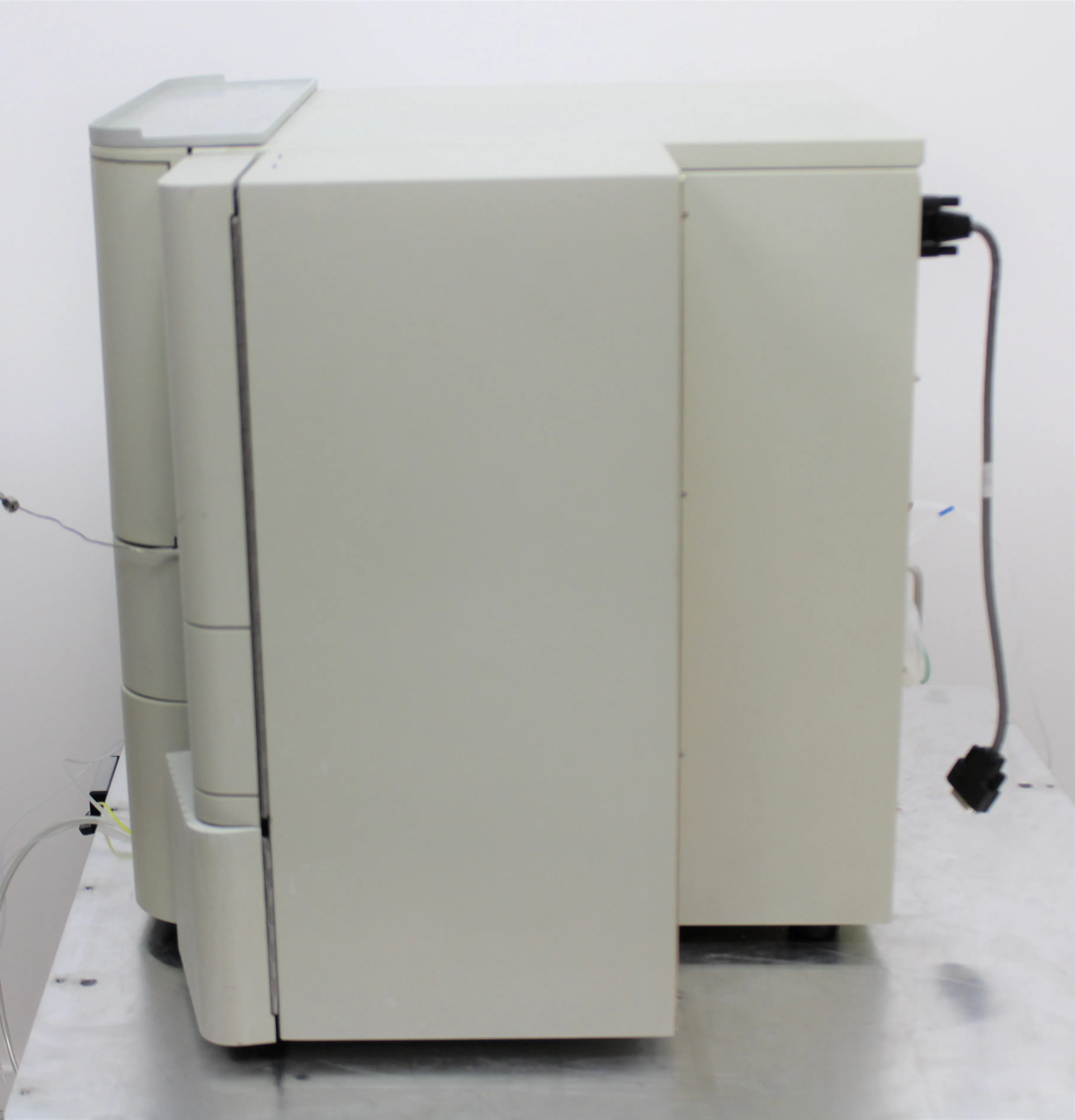 Waters HPLC 2695(Parts-AS-IS) Laboratory Equipment