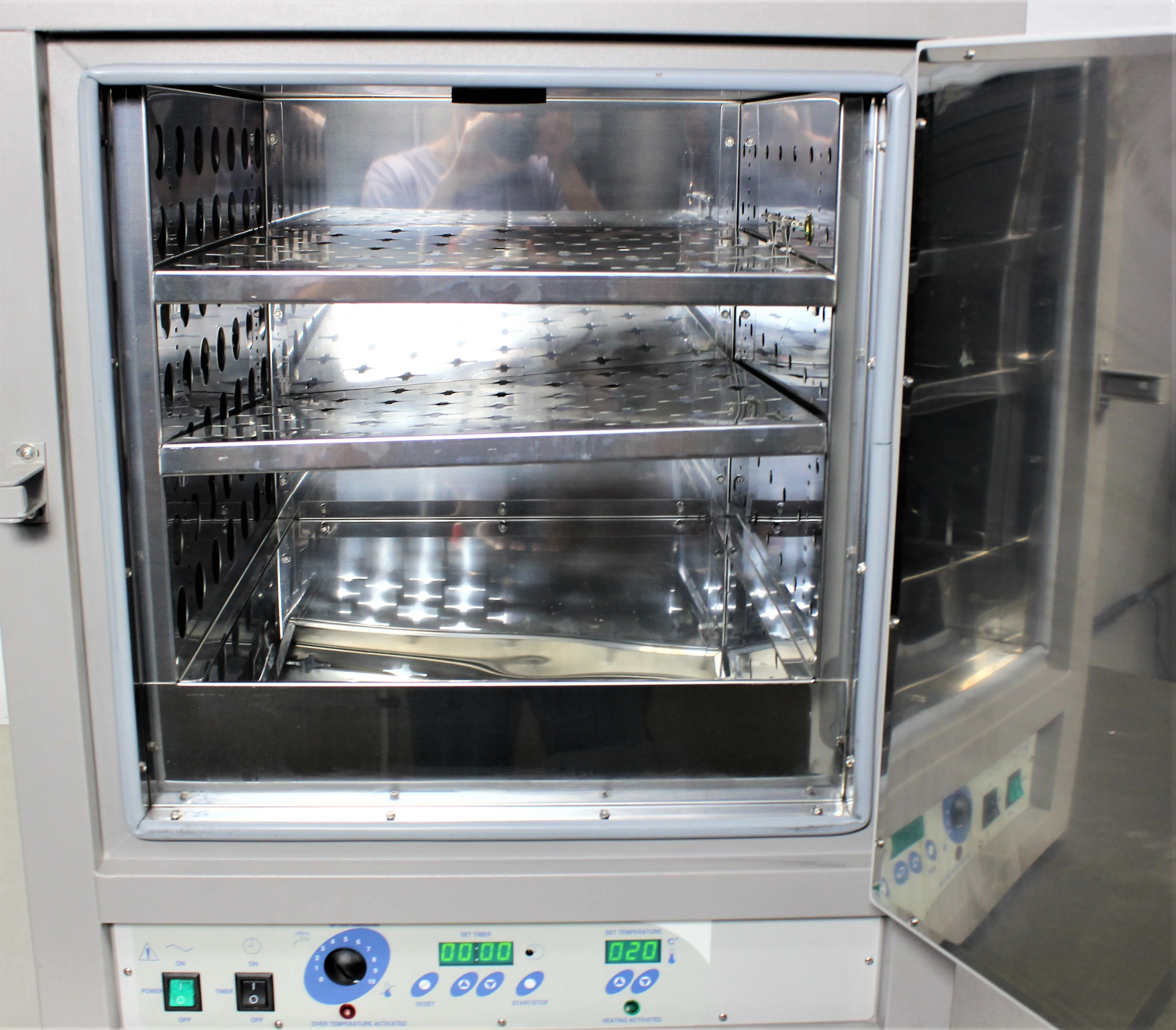 VWR 1350FM Forced Air Oven