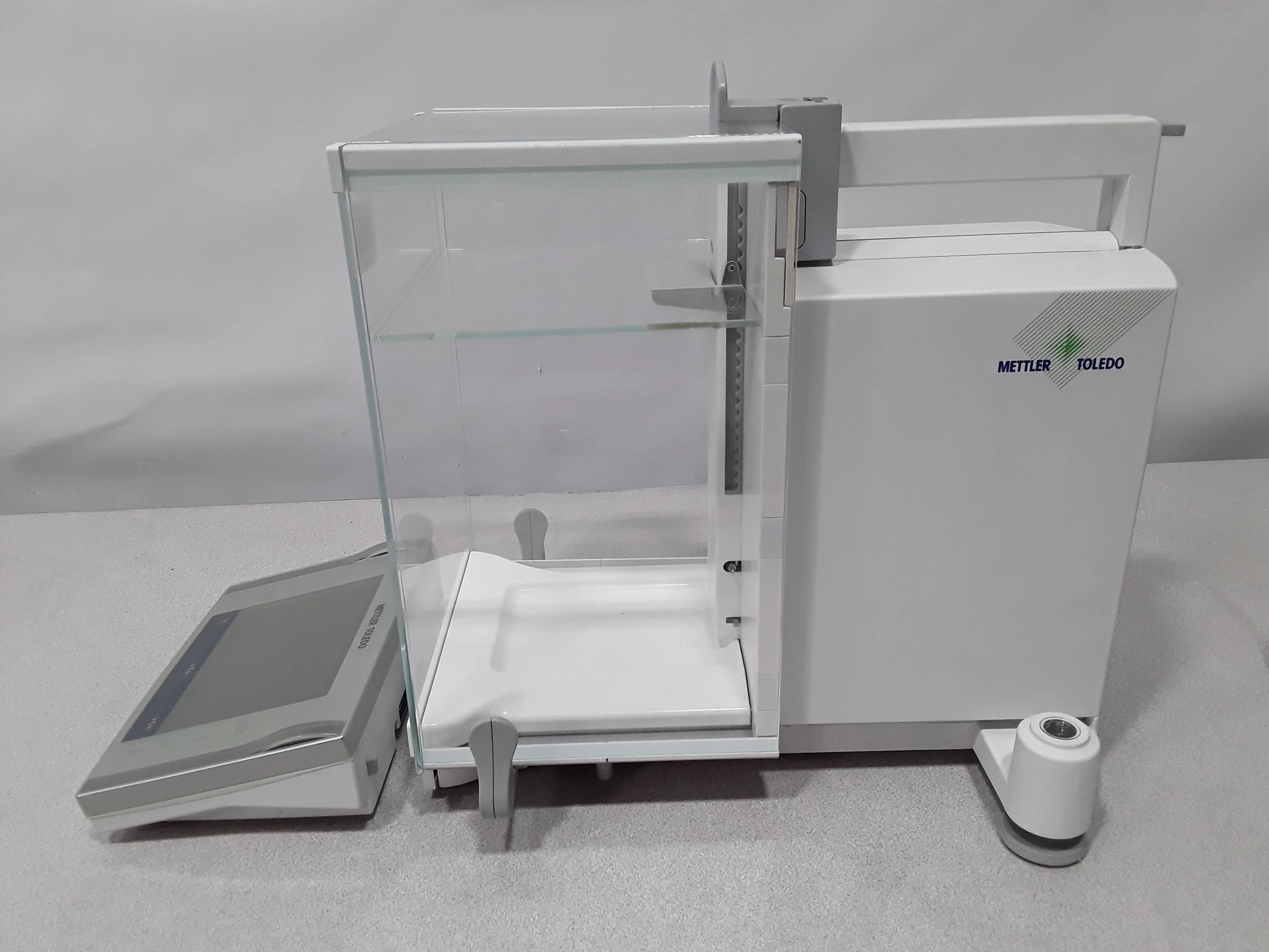 Mettler-Toledo XP204 Analytical Balance