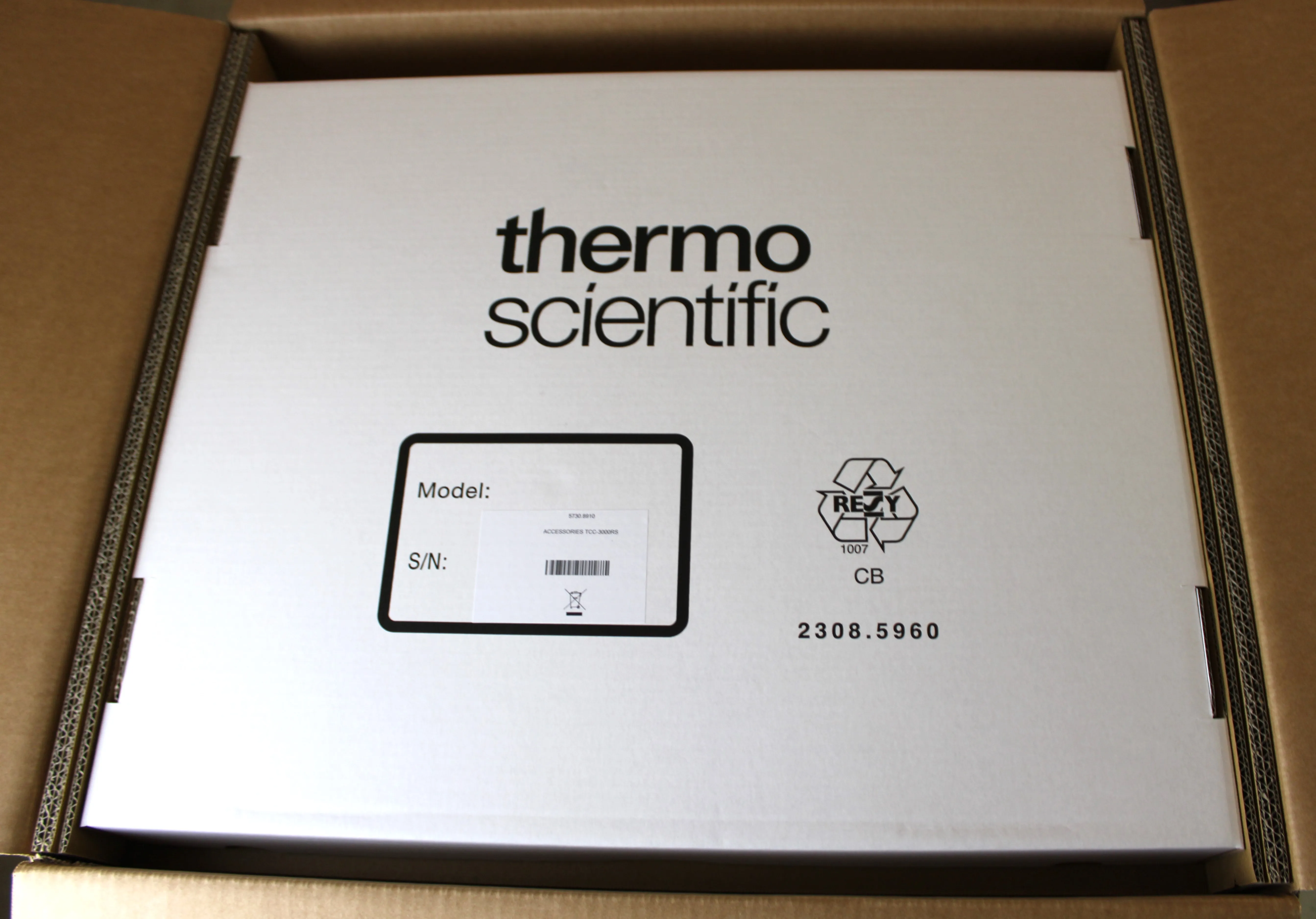 Thermo Scientific TCC-3000RS Column 5730.0000 + Accessories 5730.8910