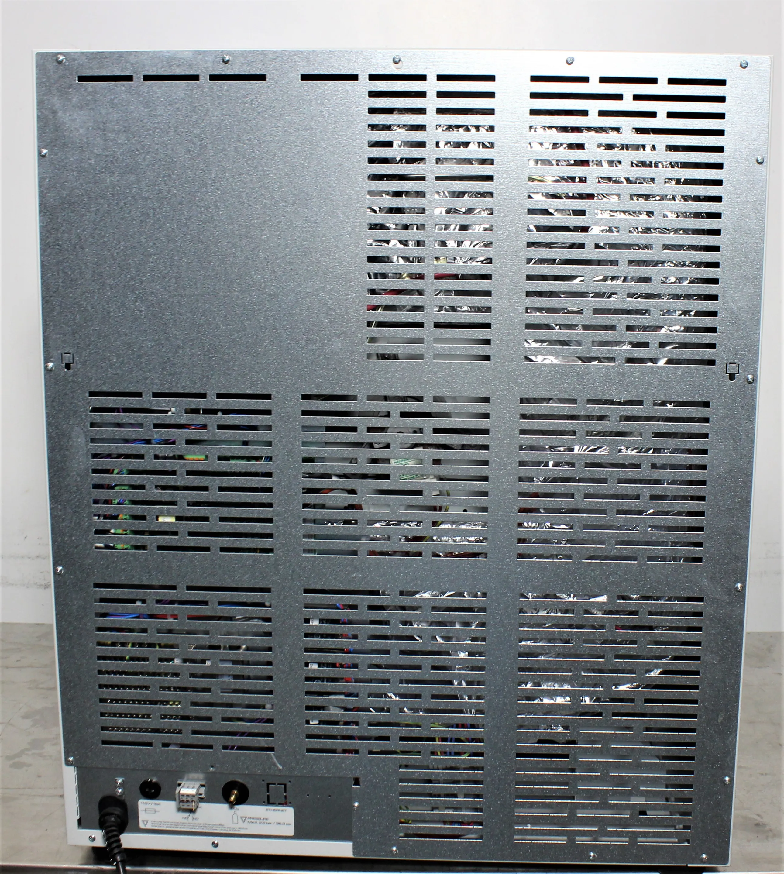 Used Binder C 150 CO2 Incubator, 120V, 60Hz US - R, 30-Day Warranty