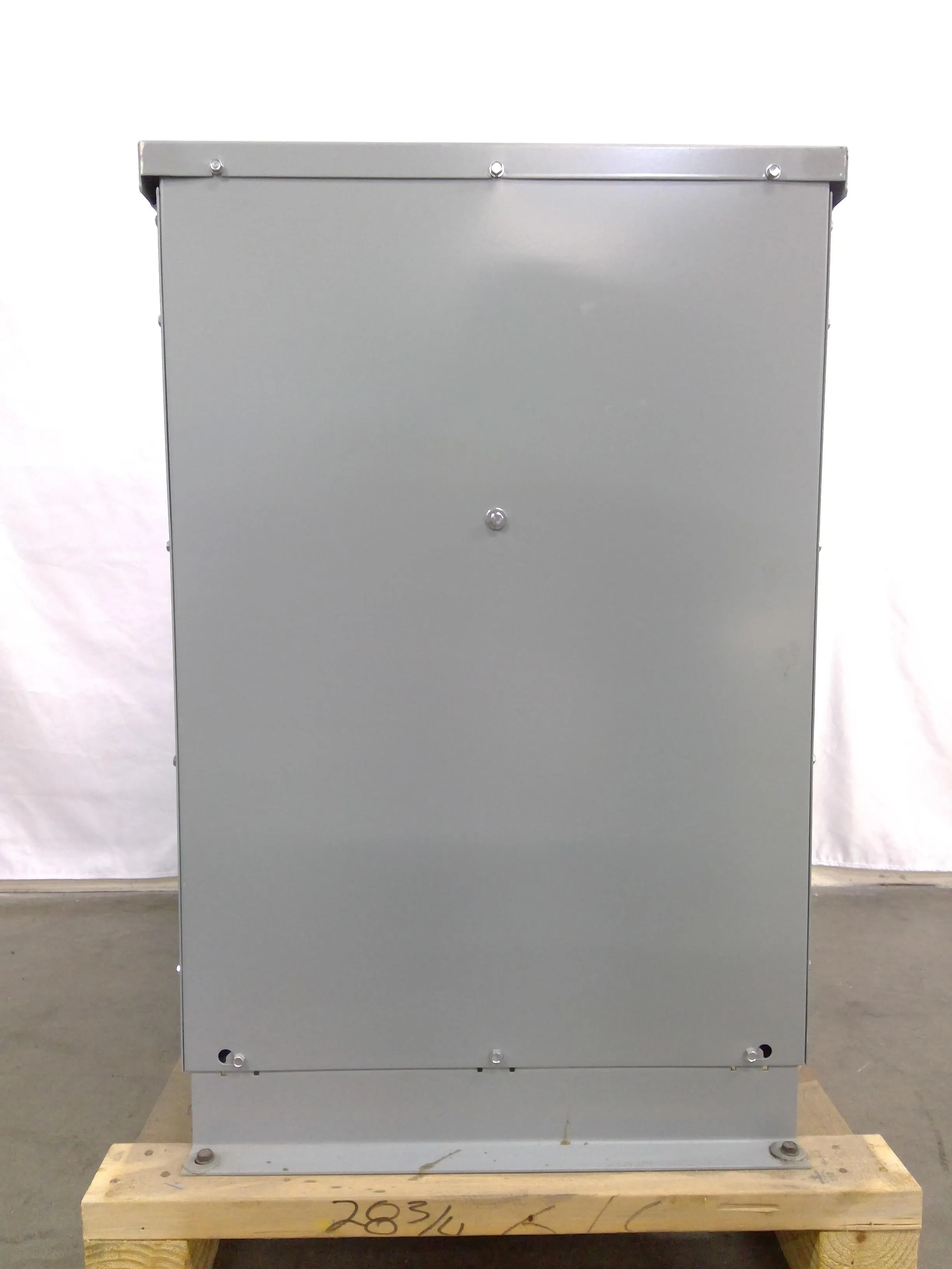 GE Transformer 9TA0A1343 - Type QL Dry Standard Vented - 45 kVA - 208VAC to 480Y/277VAC