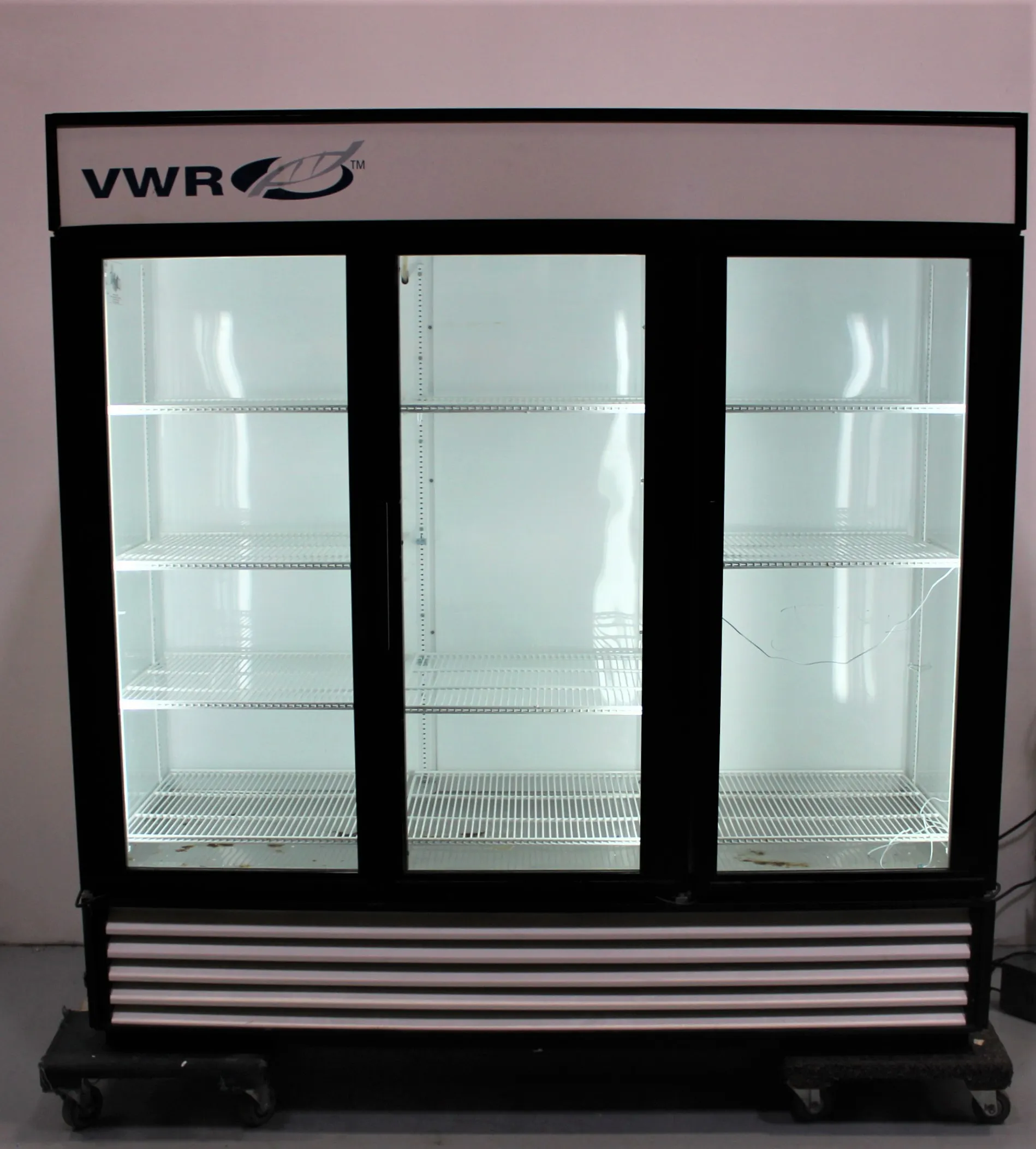 VWR GDM-72 Chromatography Refrigerator