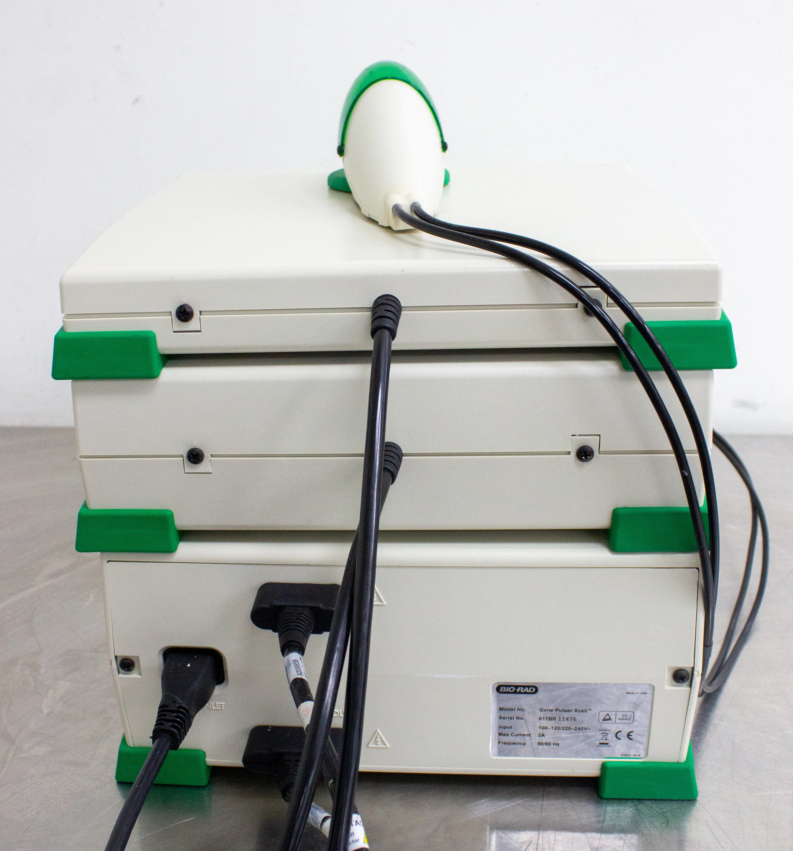 BIO-RAD Gene Pulser Xcell Total Electroporation System Model 1652660