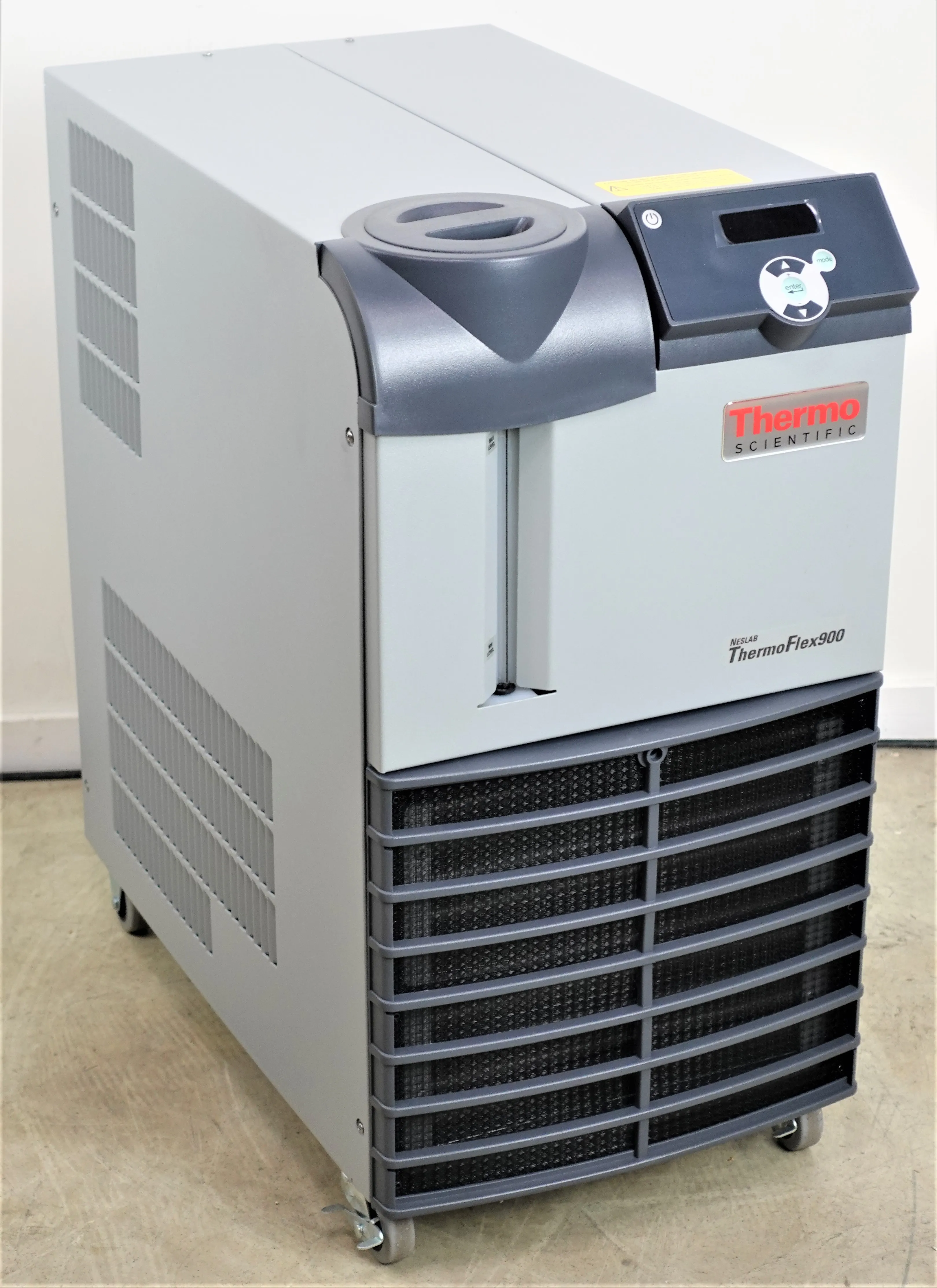 Thermo Scientific ThermoFlex TF900 Recirculating Chiller 230V 50Hz UK Plug