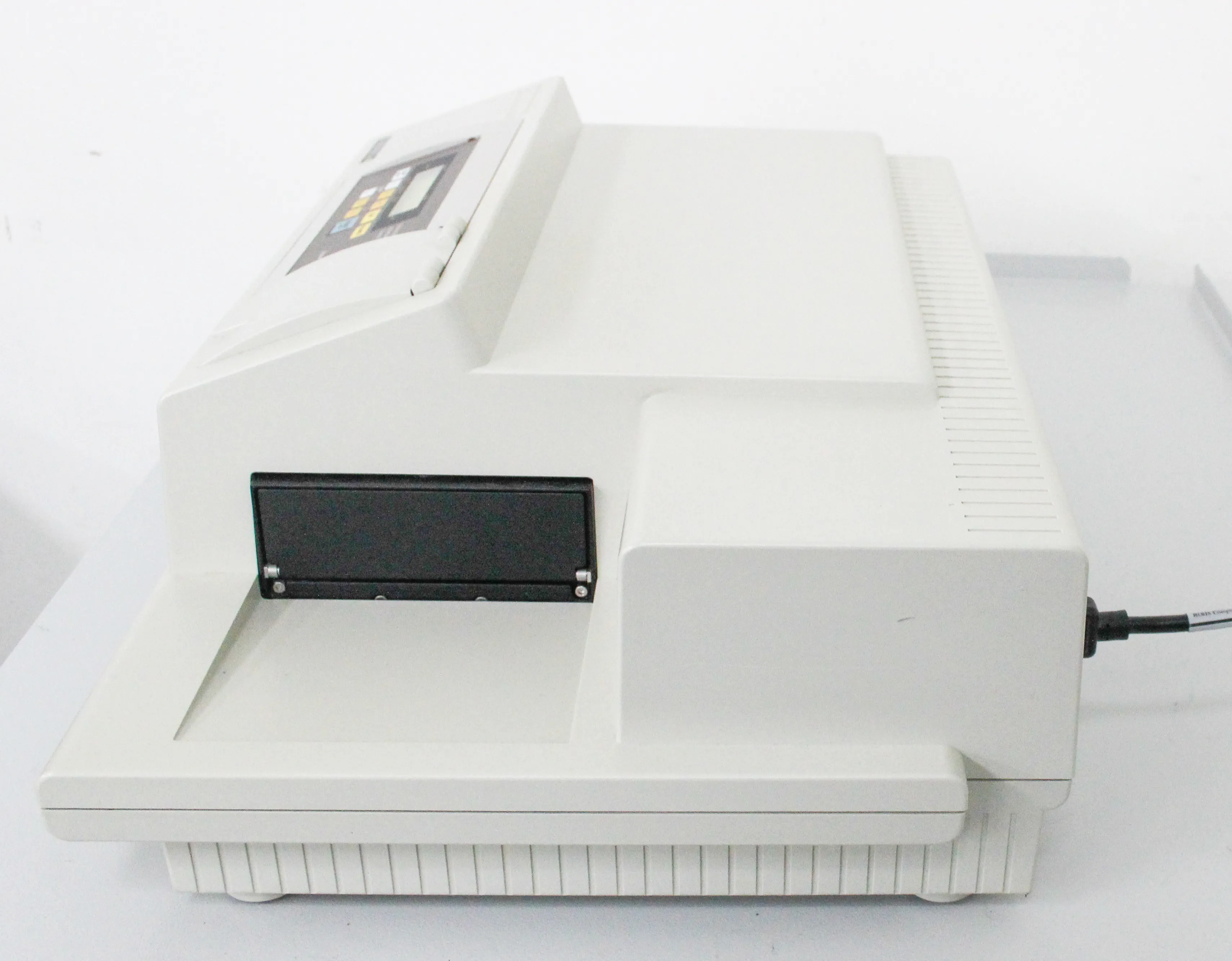 Molecular Devices SpectraMax M2 Multi-Mode Microplate Reader