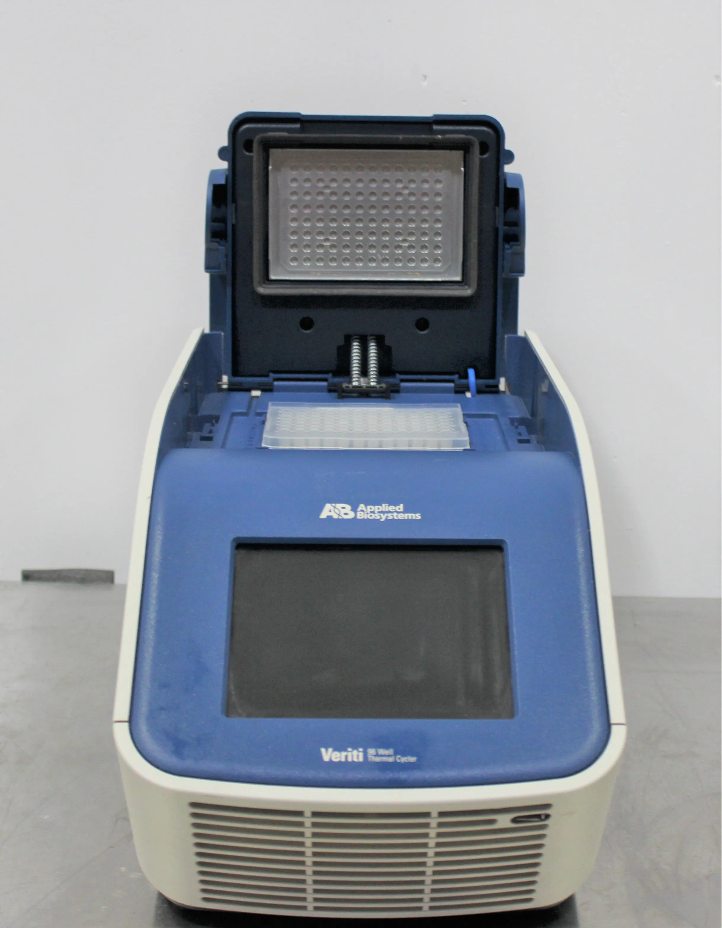 Used Applied Biosystems Veriti PCR Thermal Cycler 96-Well Fast Touch Screen