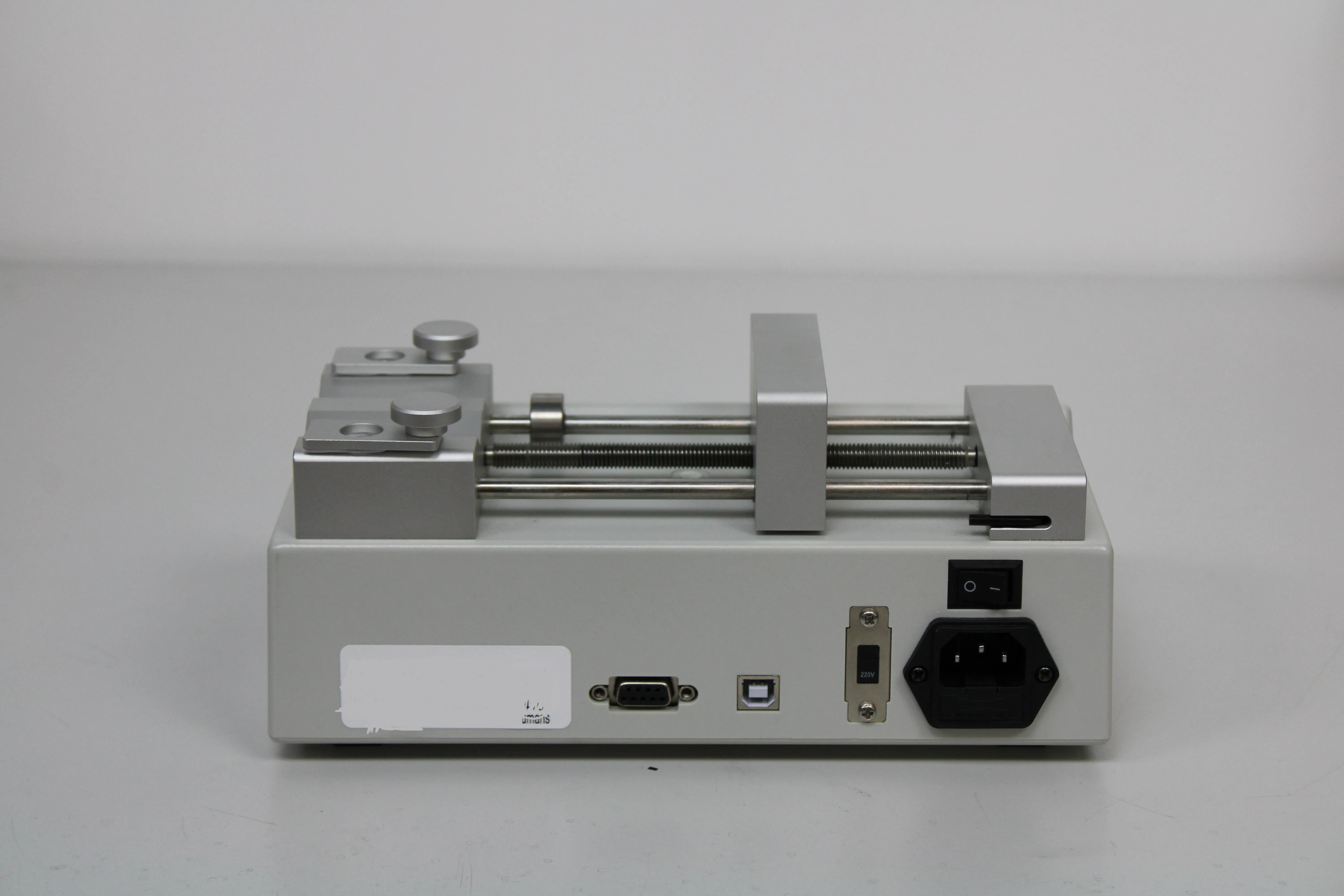 Chemyx Fusion 101 Syringe Pump - Used Laboratory Equipment - REUZEit Netherlands