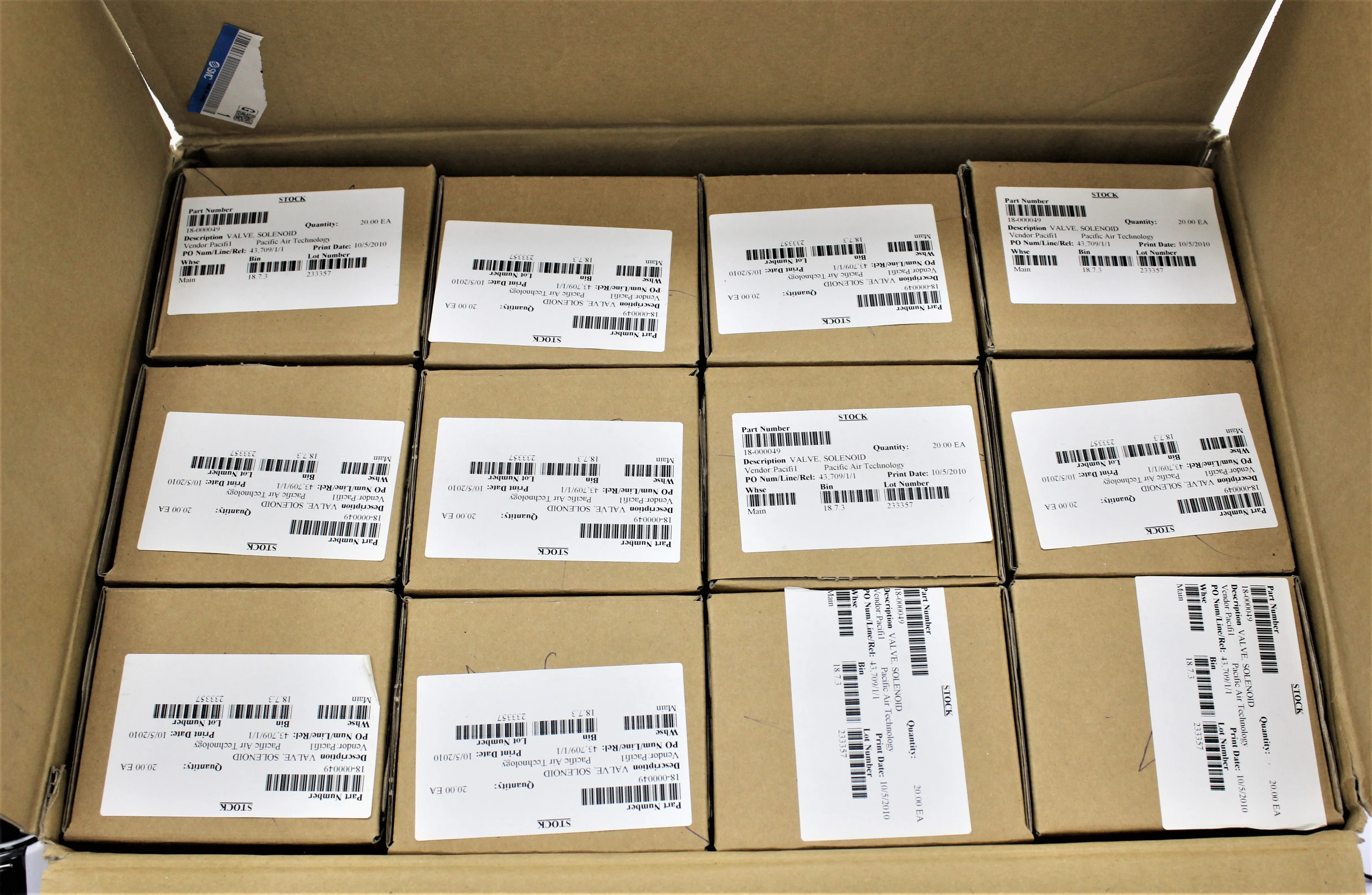 SMC S070B-6BC, SOLENOID VALVE Box of 20 New and Sealed Packs