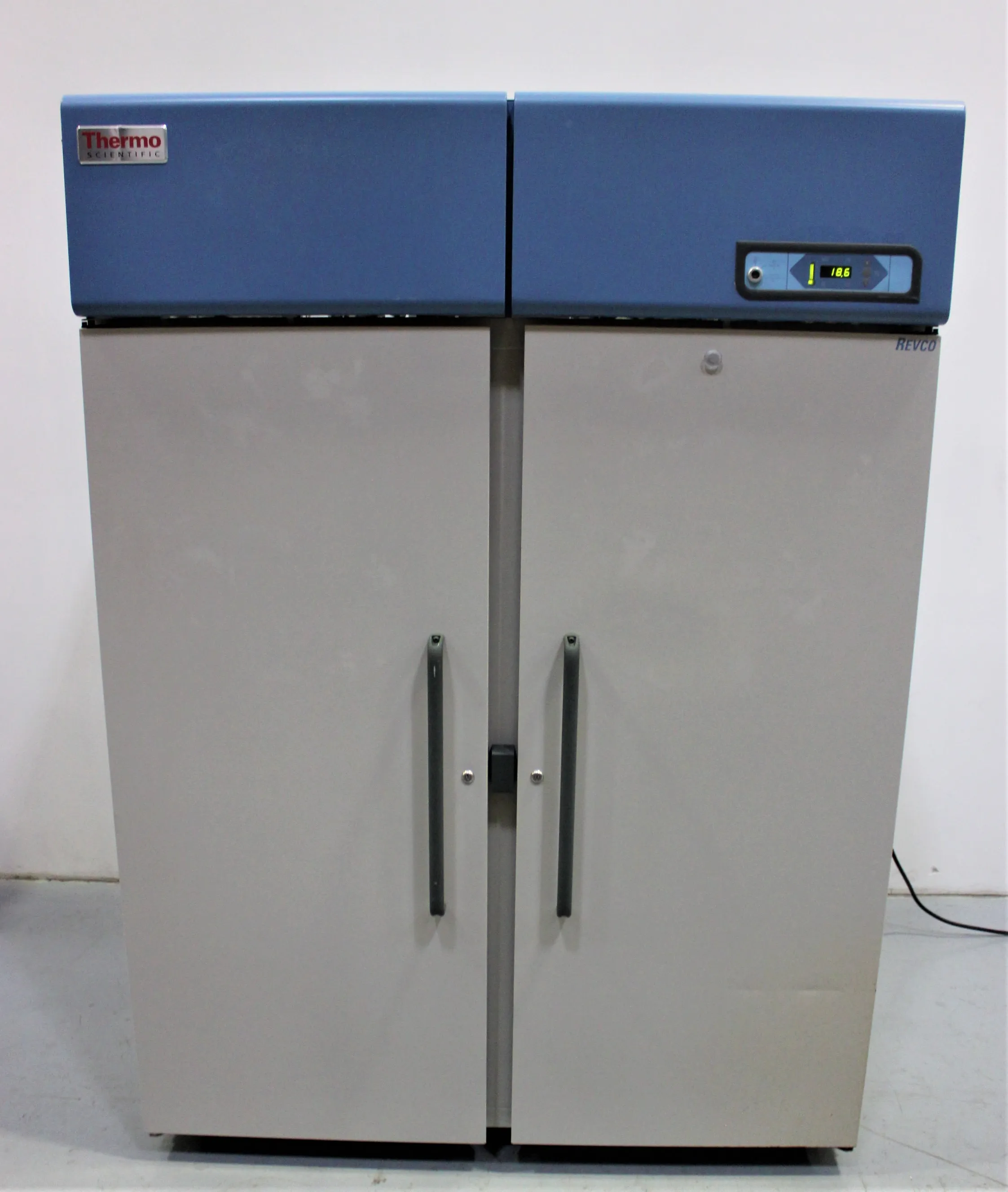 Thermo Scientific Revco REL5004A Upright Lab Refrigerator with Solid Door, 120V - Used