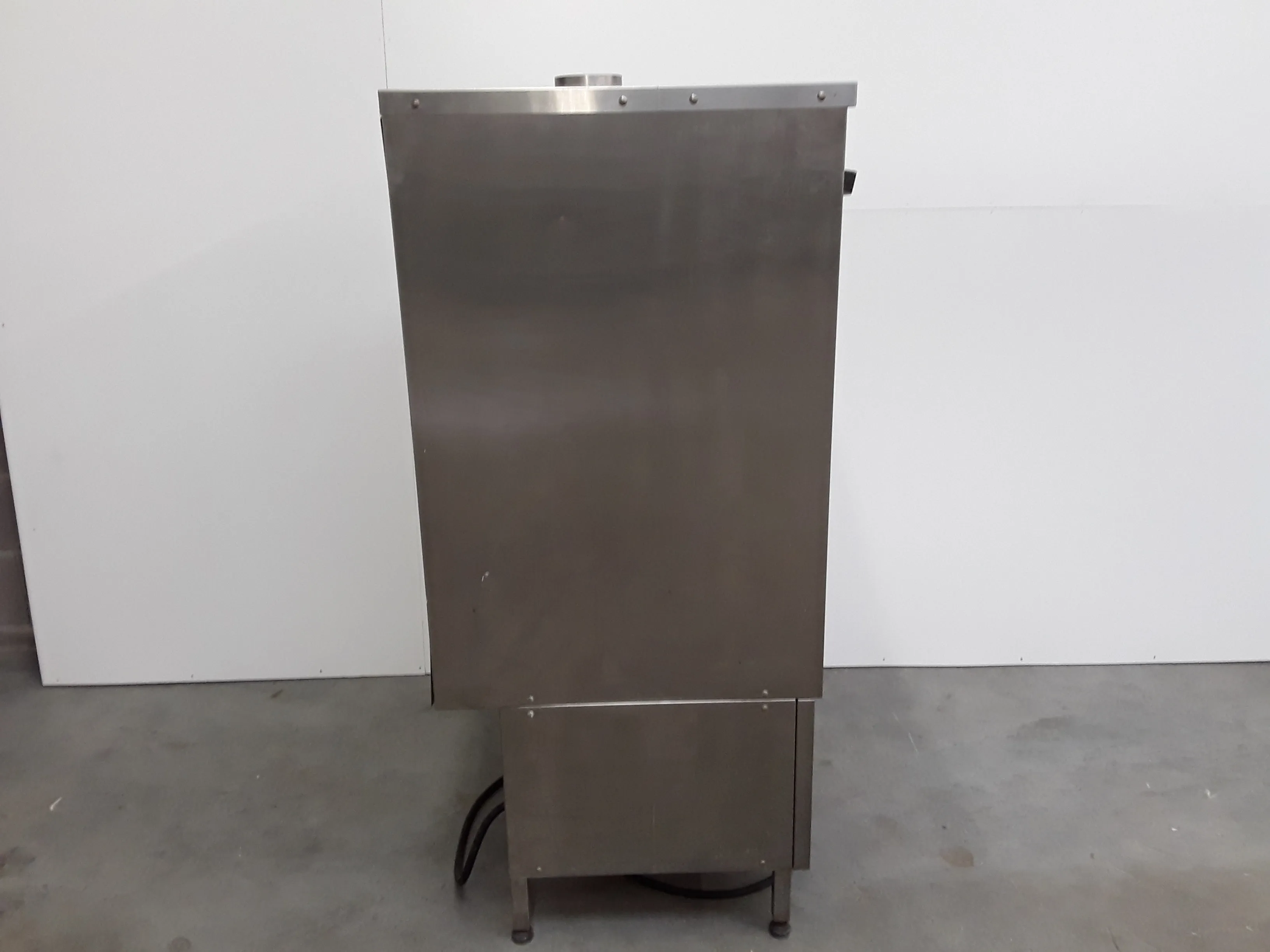 Lancer Labsec 1300 Free standing Glassware Dryer