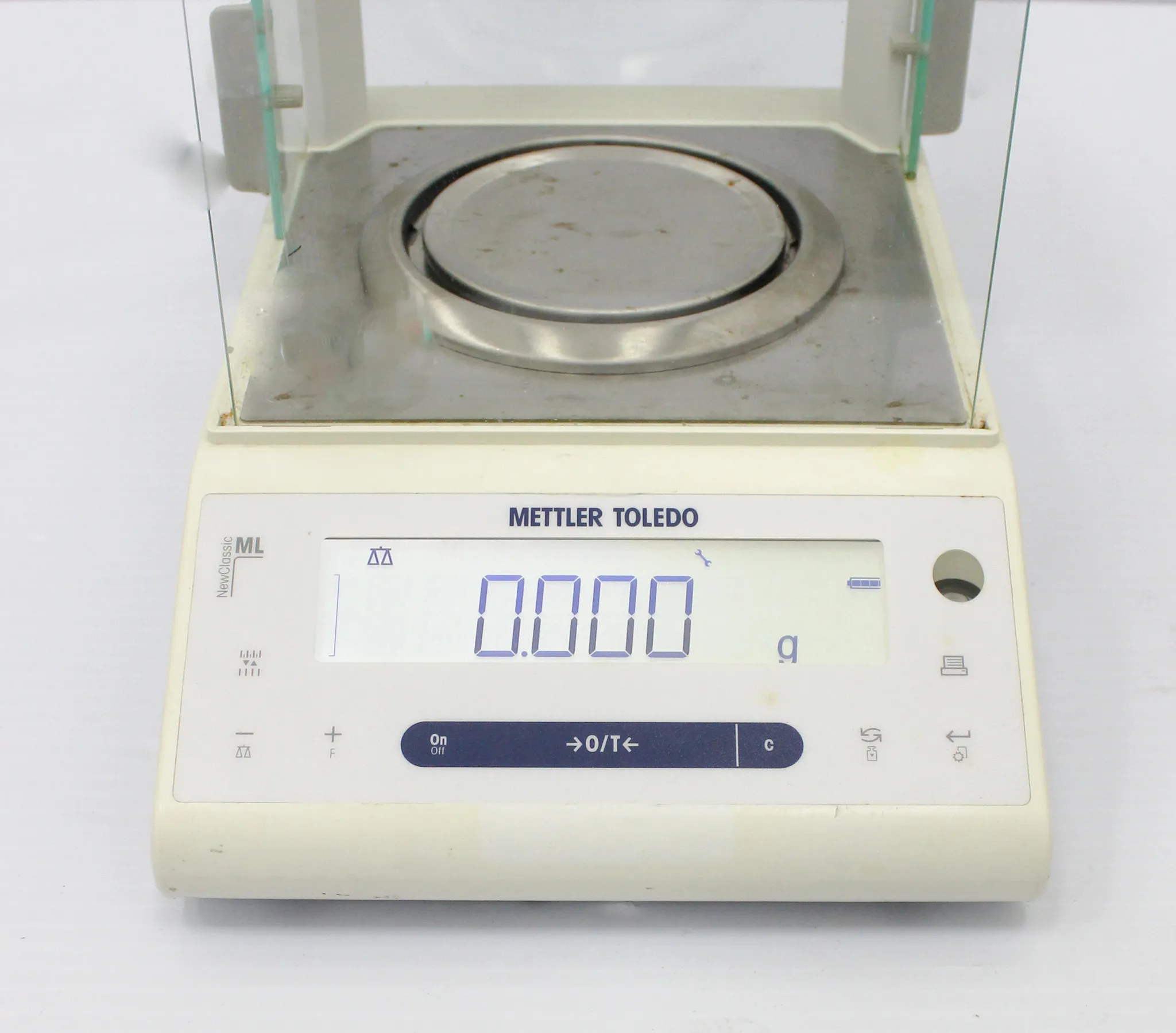 Mettler-Toledo New Classic MF Analytical Balance ML104/03