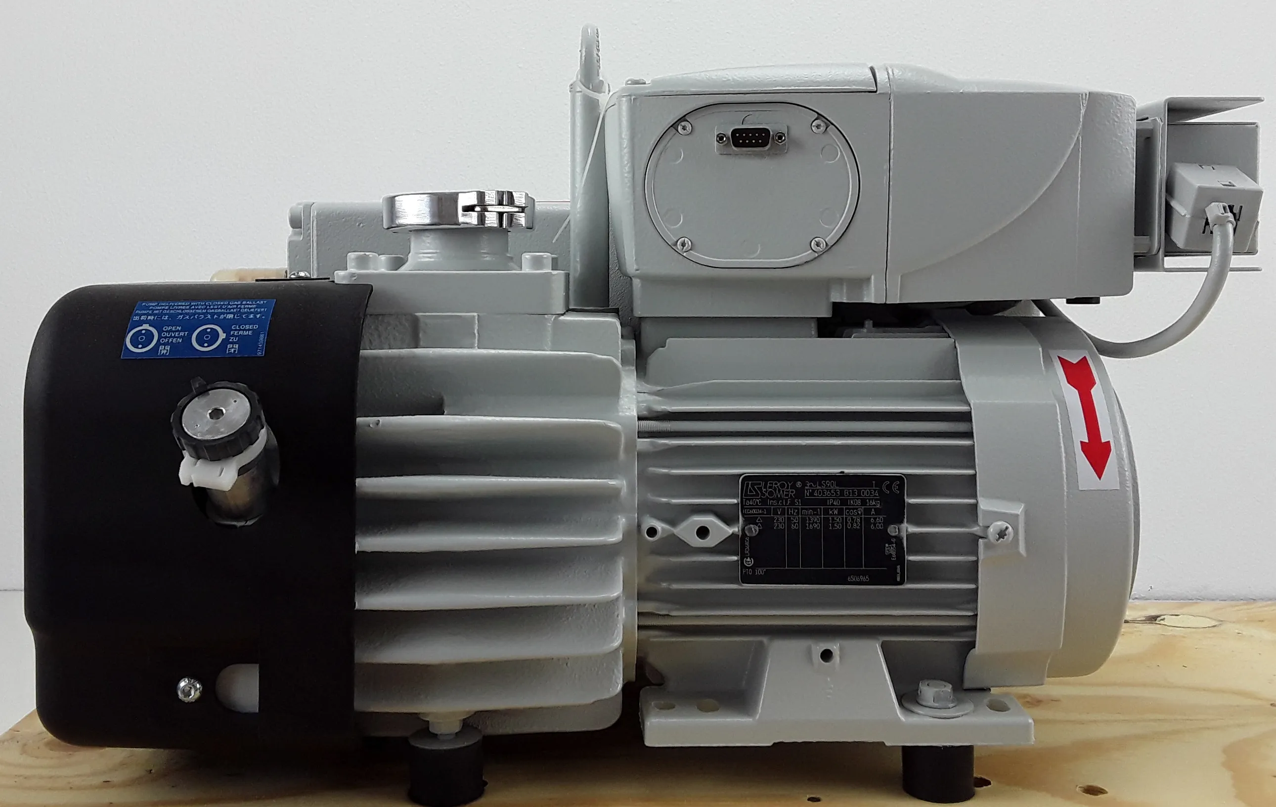 Oerlikon Leybold Vacuum SV65 BI FC Vacuum Pump