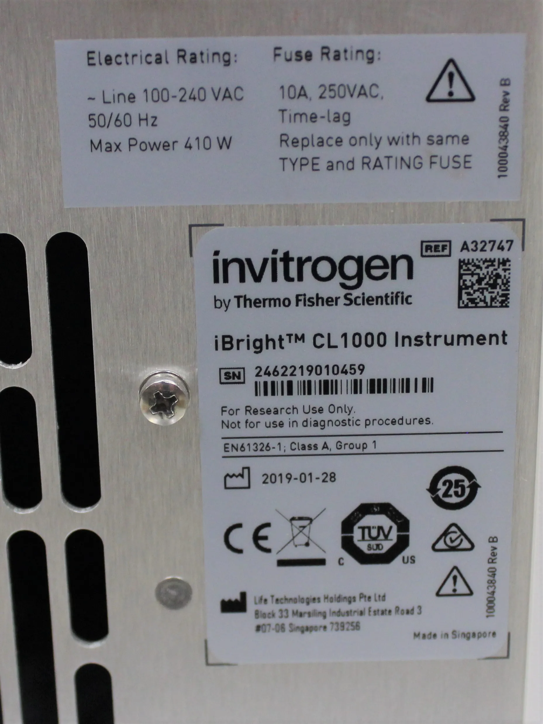 Invitrogen iBright CL1000 Imaging System