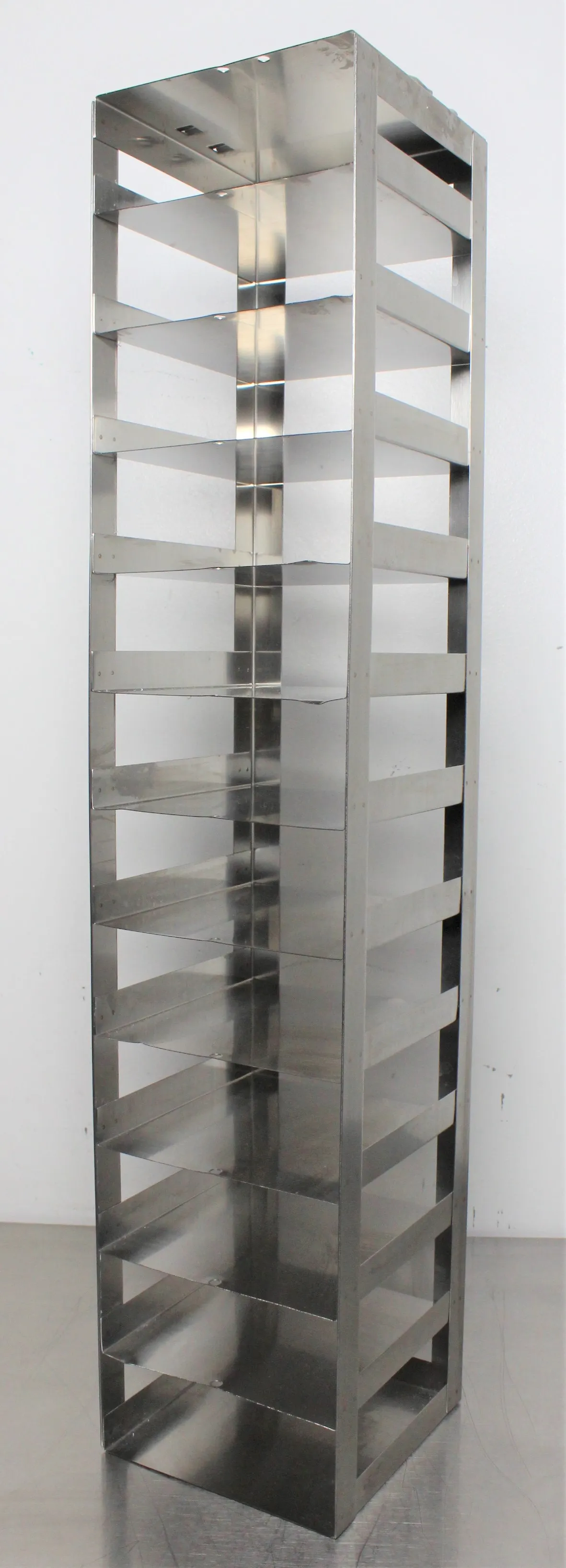 High-Quality Upright Freezer Rack 12-Compartment