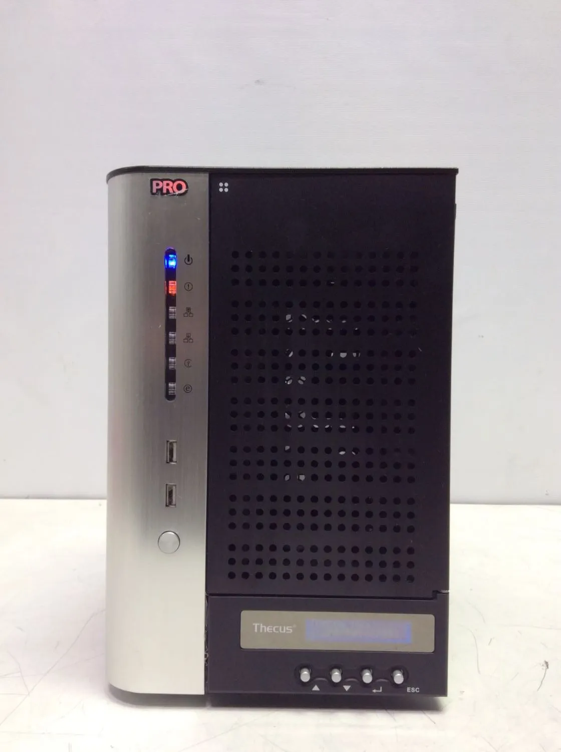 Thecus N7700 PRO 7-Bay Power Storage Server