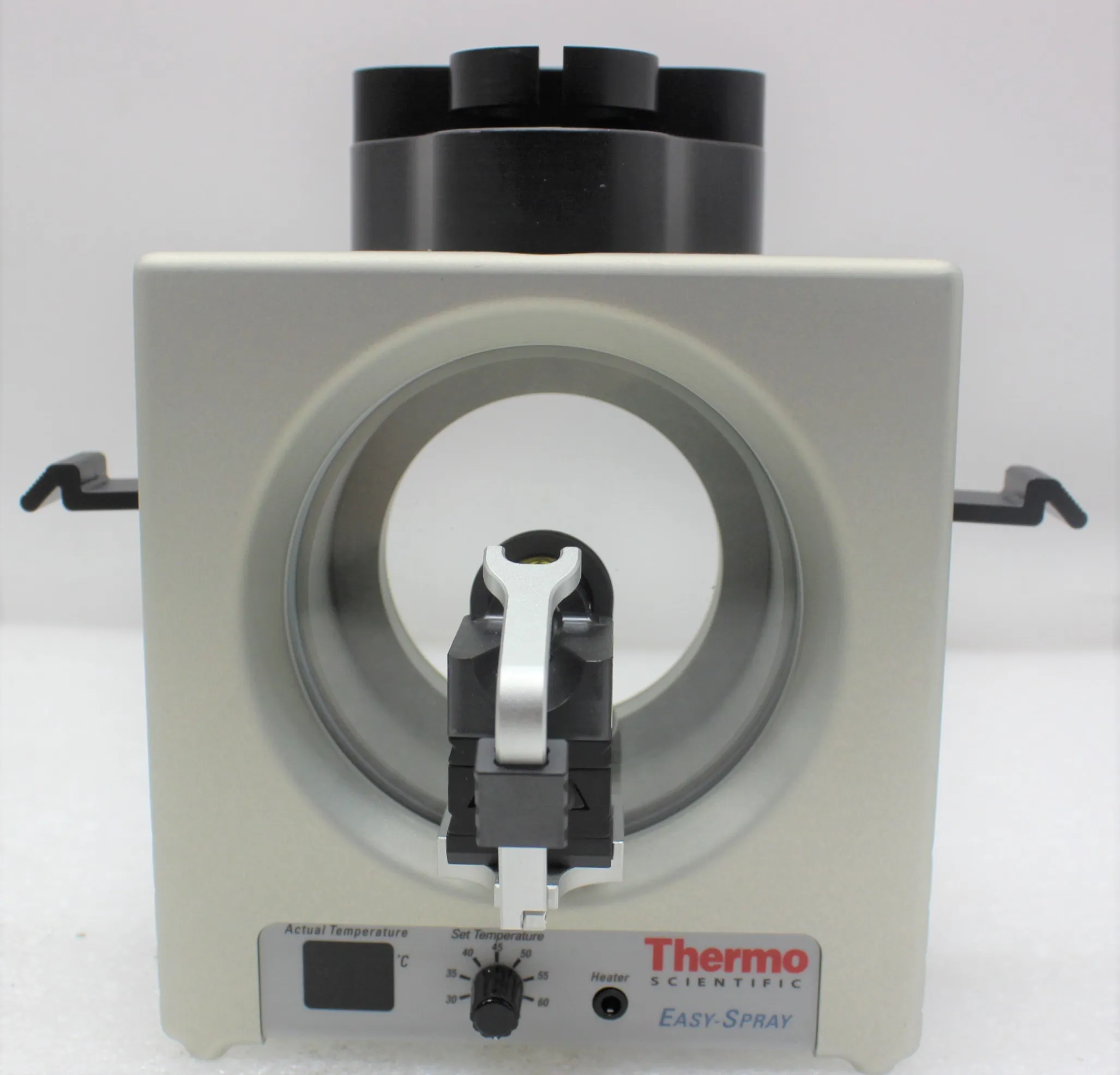 Thermo Fisher ES082 LC/MS Mass Spectrometer