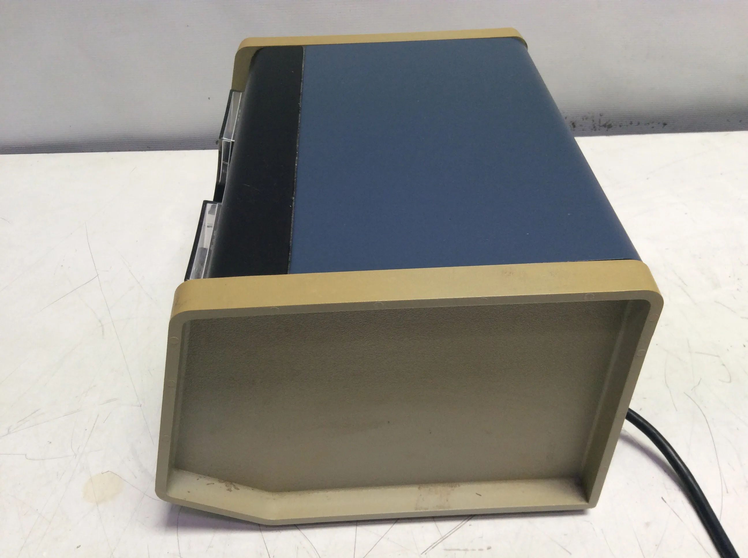 E-C Apparatus EC452 Electrophoresis Power Supply Used 115 VAC 50-60 Hz 385 W