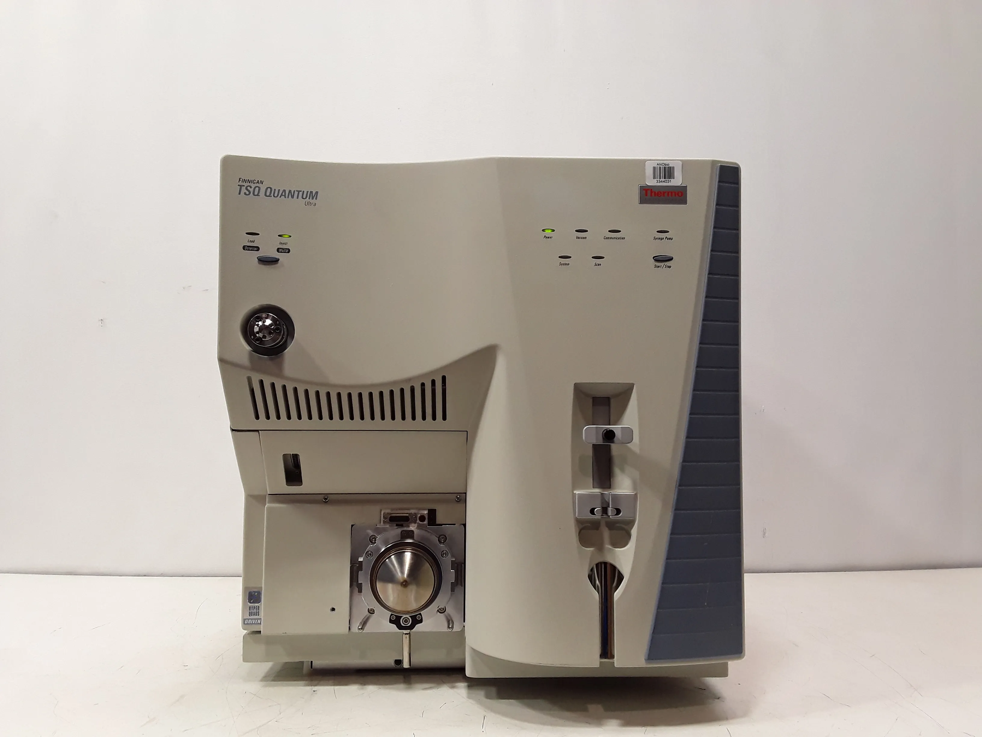 Thermo Electron Corporation Finnigan TSQ Quantam Ultra EMR Mass Spectrometer Class 2