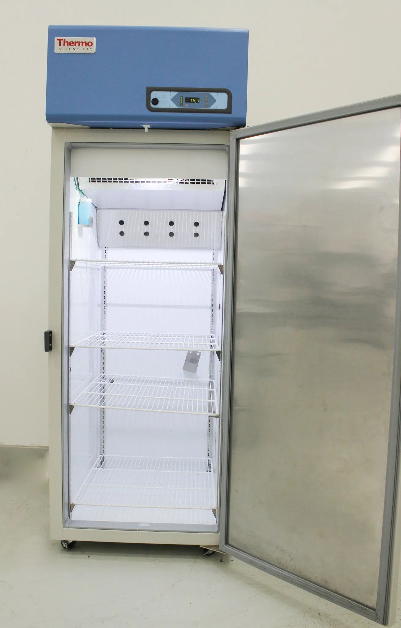 Thermo Scientific Revco REL2304A Lab Refrigerator