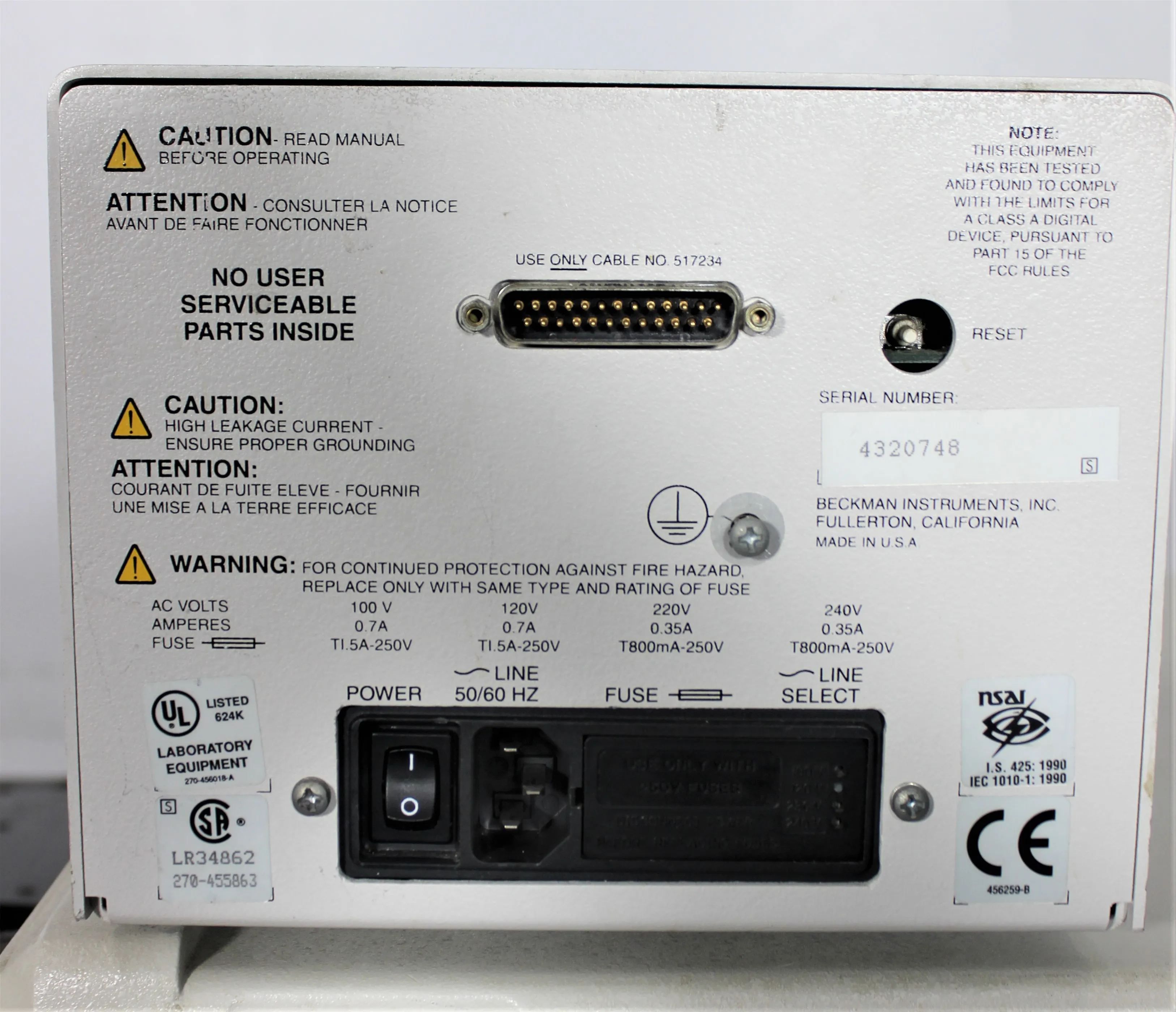 Beckman DU 7000 Series Spectrophotometer with Temperature Controller