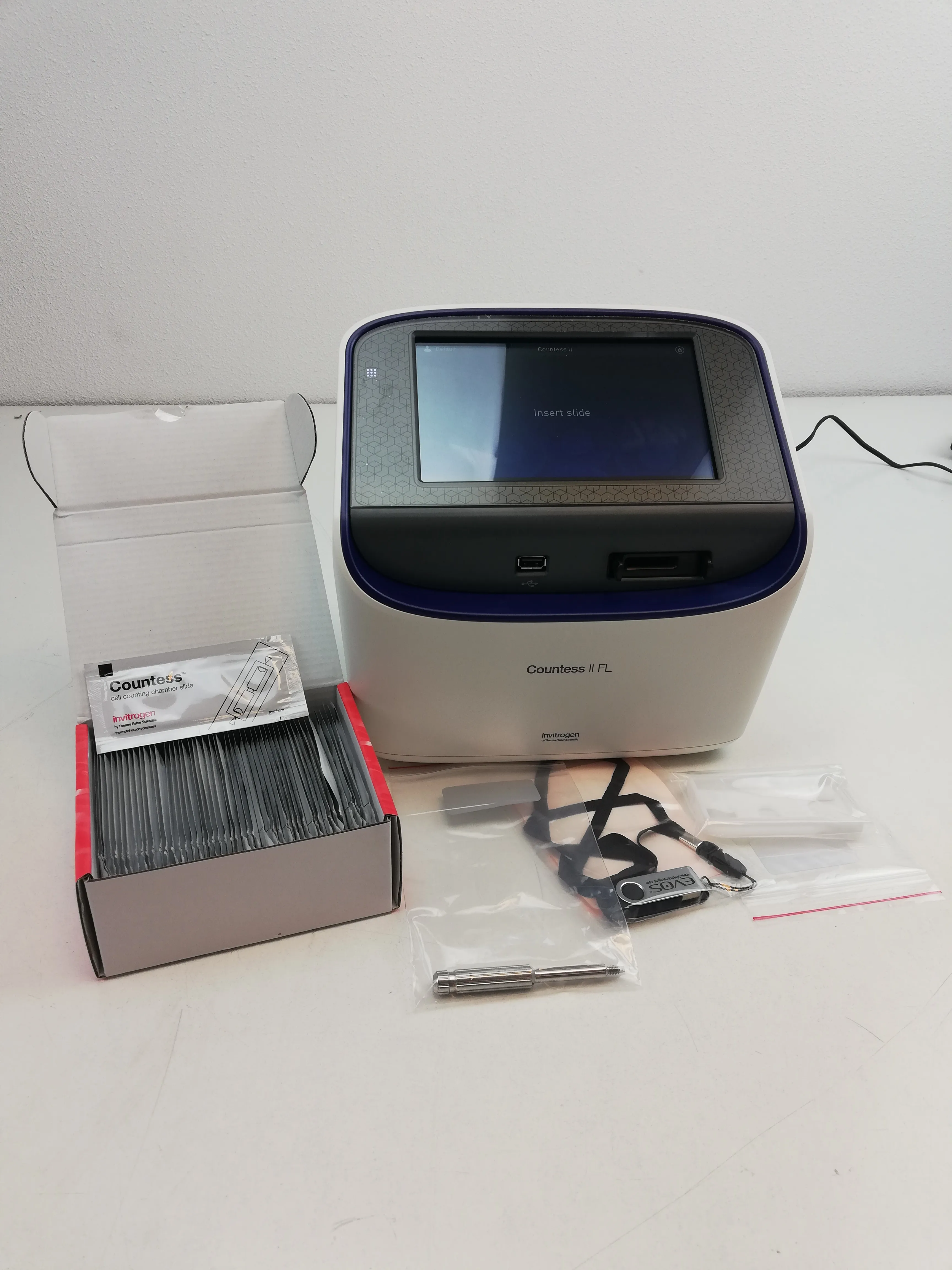 Used Invitrogen AMQAX1000 Cell Counter