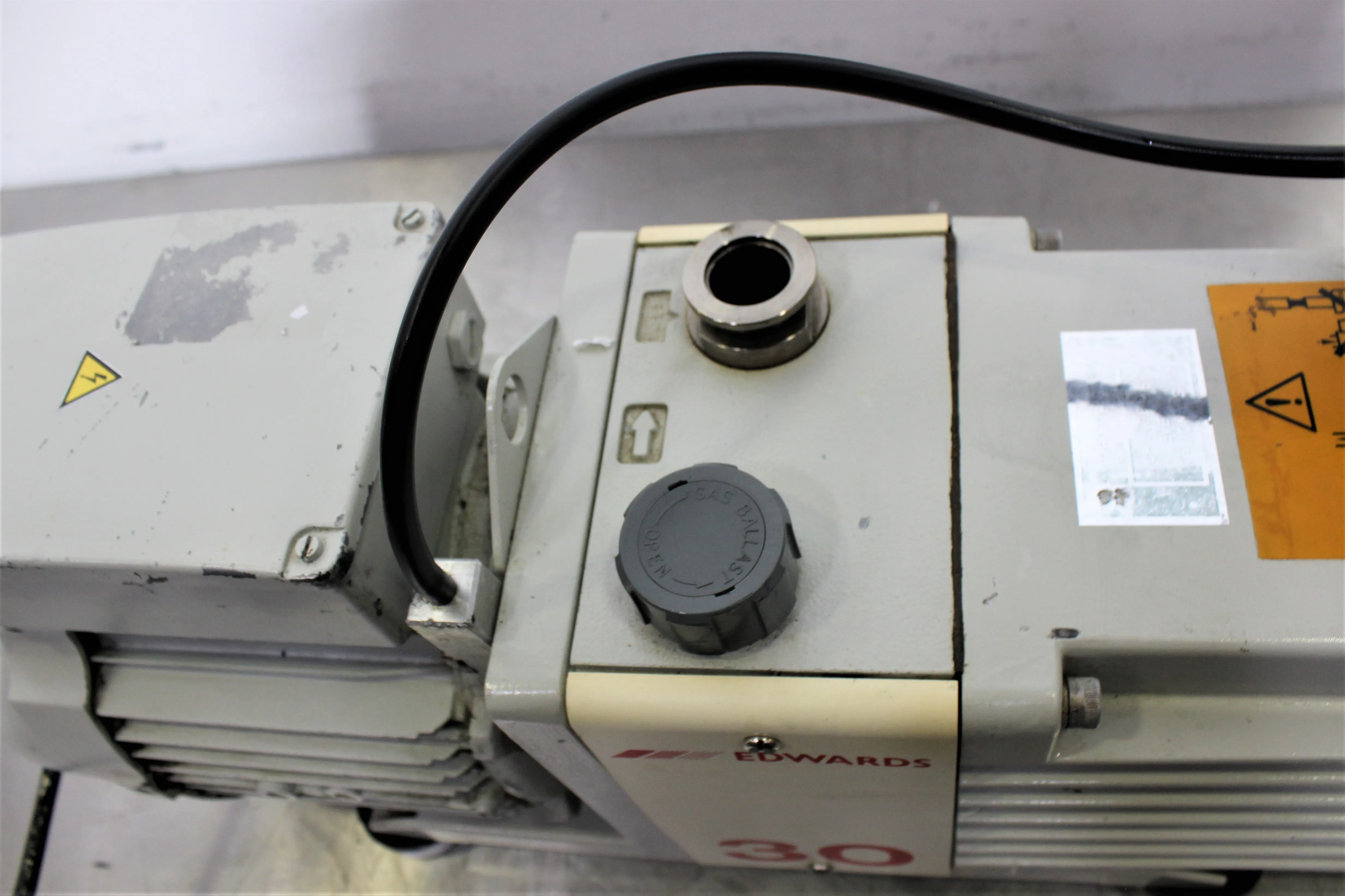 Edwards Vacuum Pump E2M30 Rotary Vane Vacuum Pump 208V