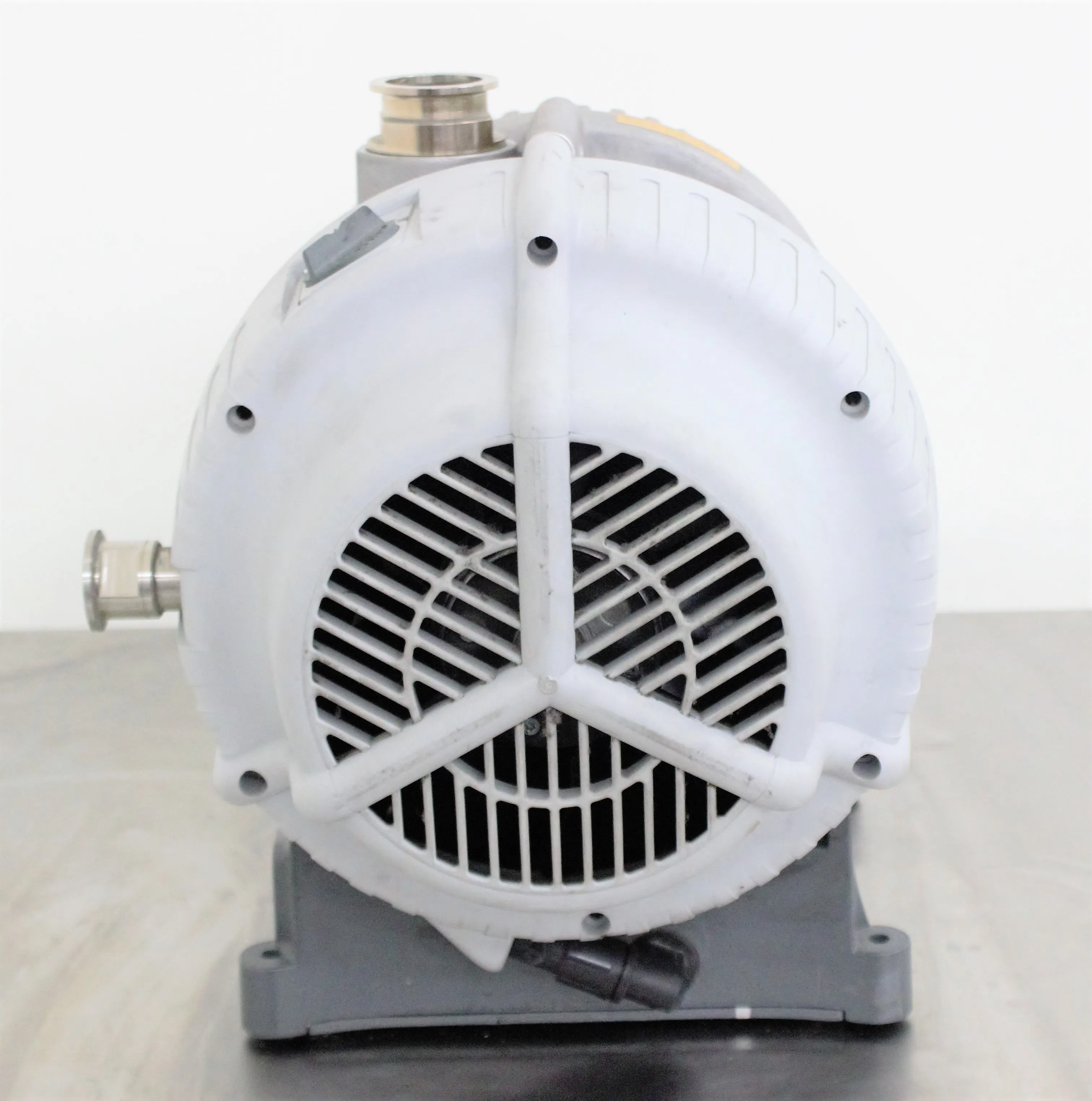 Used Edwards XDS35i Oil-Free Dry Scroll Vacuum Pump by REUZEit