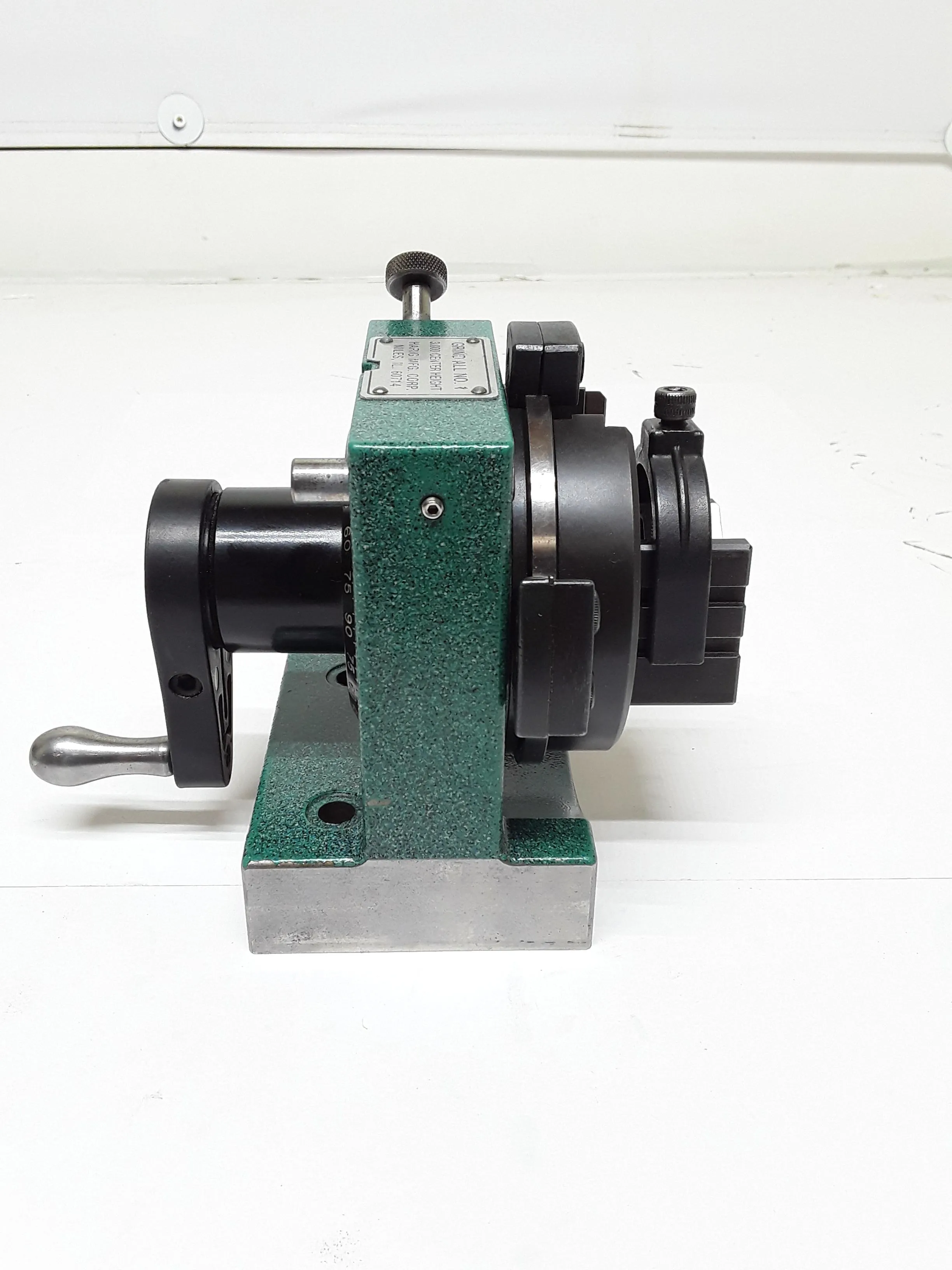 Harig GRIND-ALL No. 1 V-Block Fixture - Used Laboratory Equipment